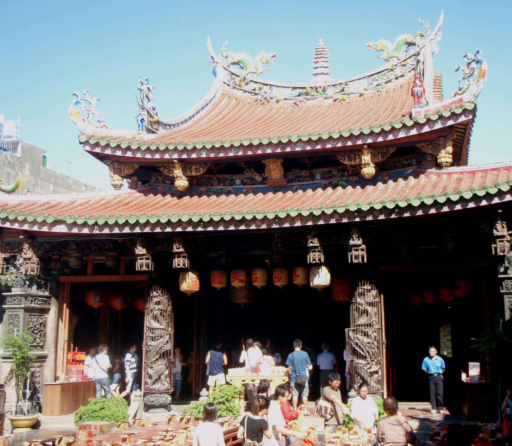 Longshan temple Lugang.jpg