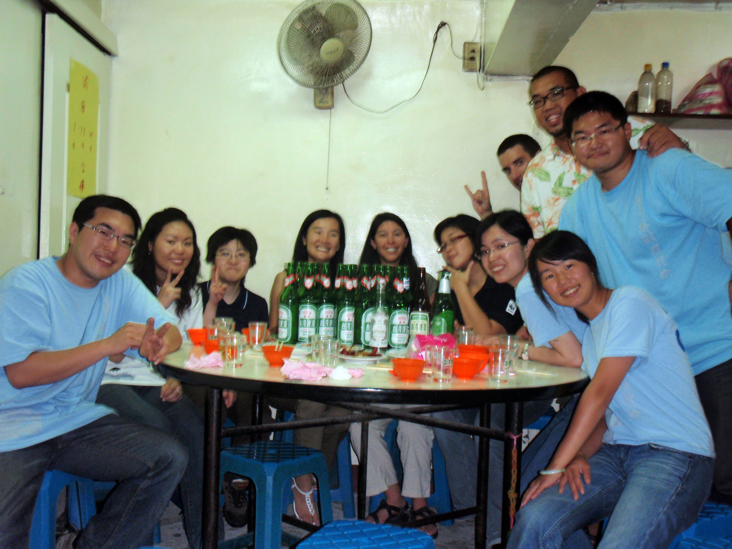 partying with Allen Chen's lab.jpg