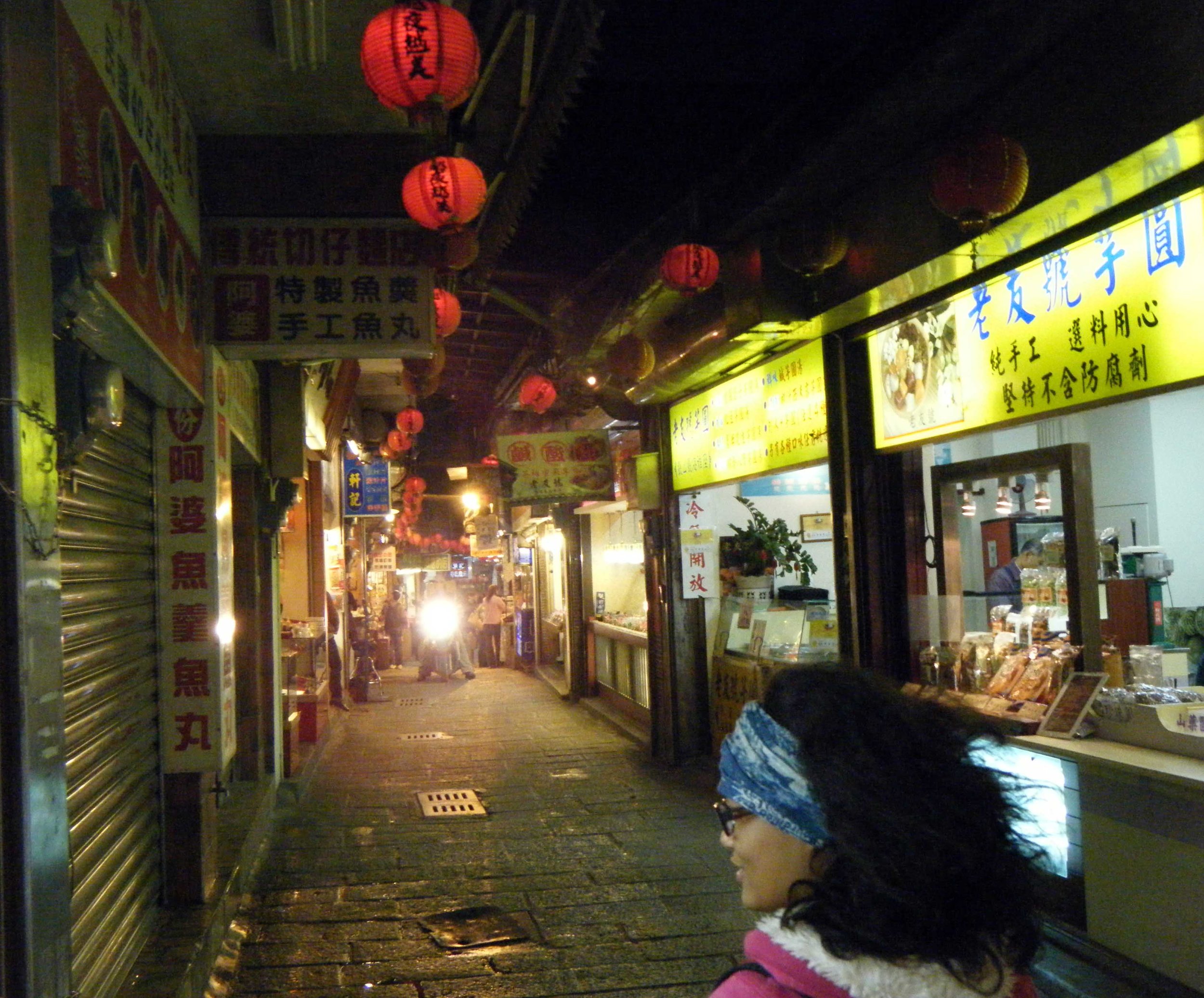 Erin at Jiufen.jpg