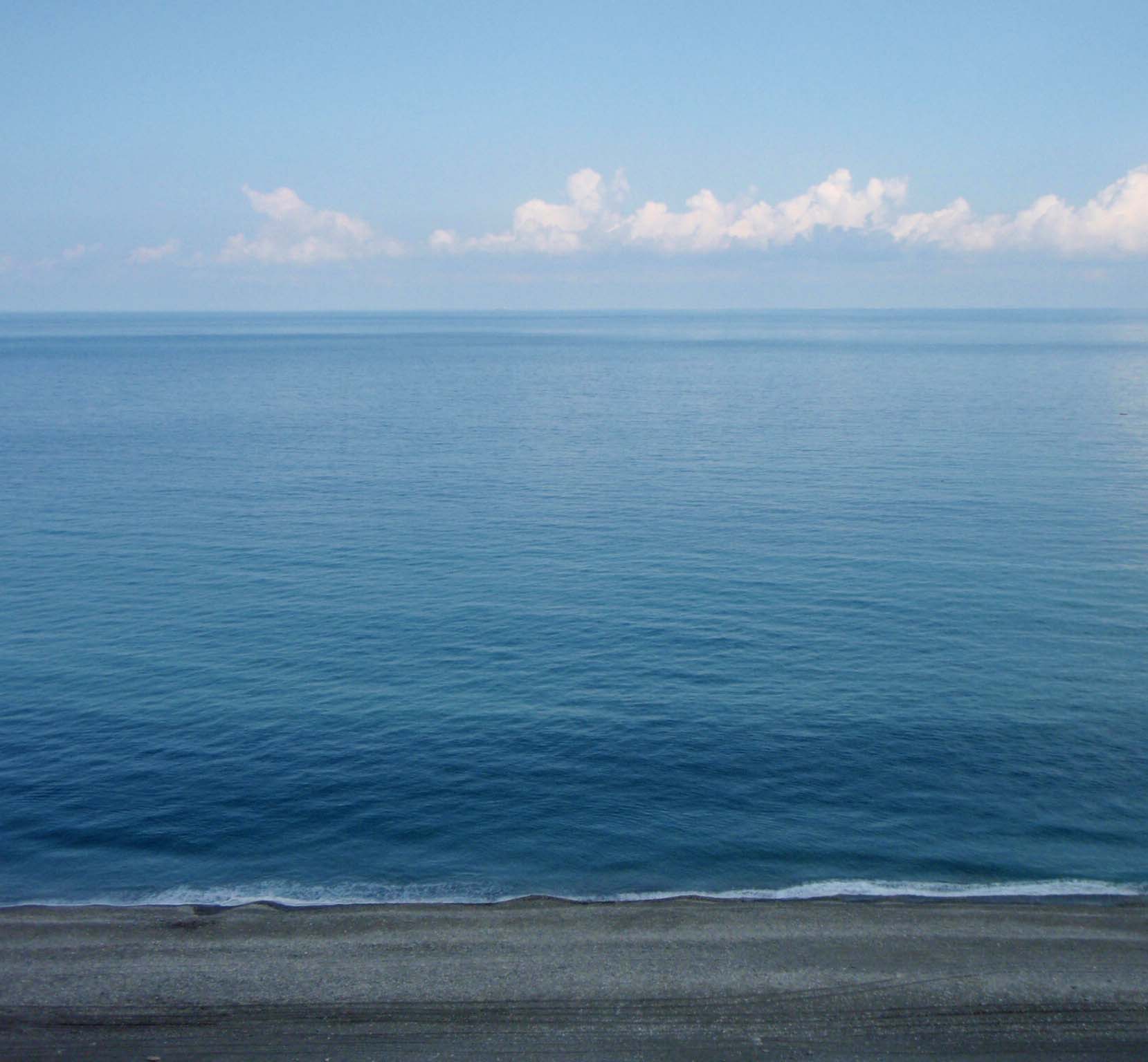 ocean near Hualien.jpg