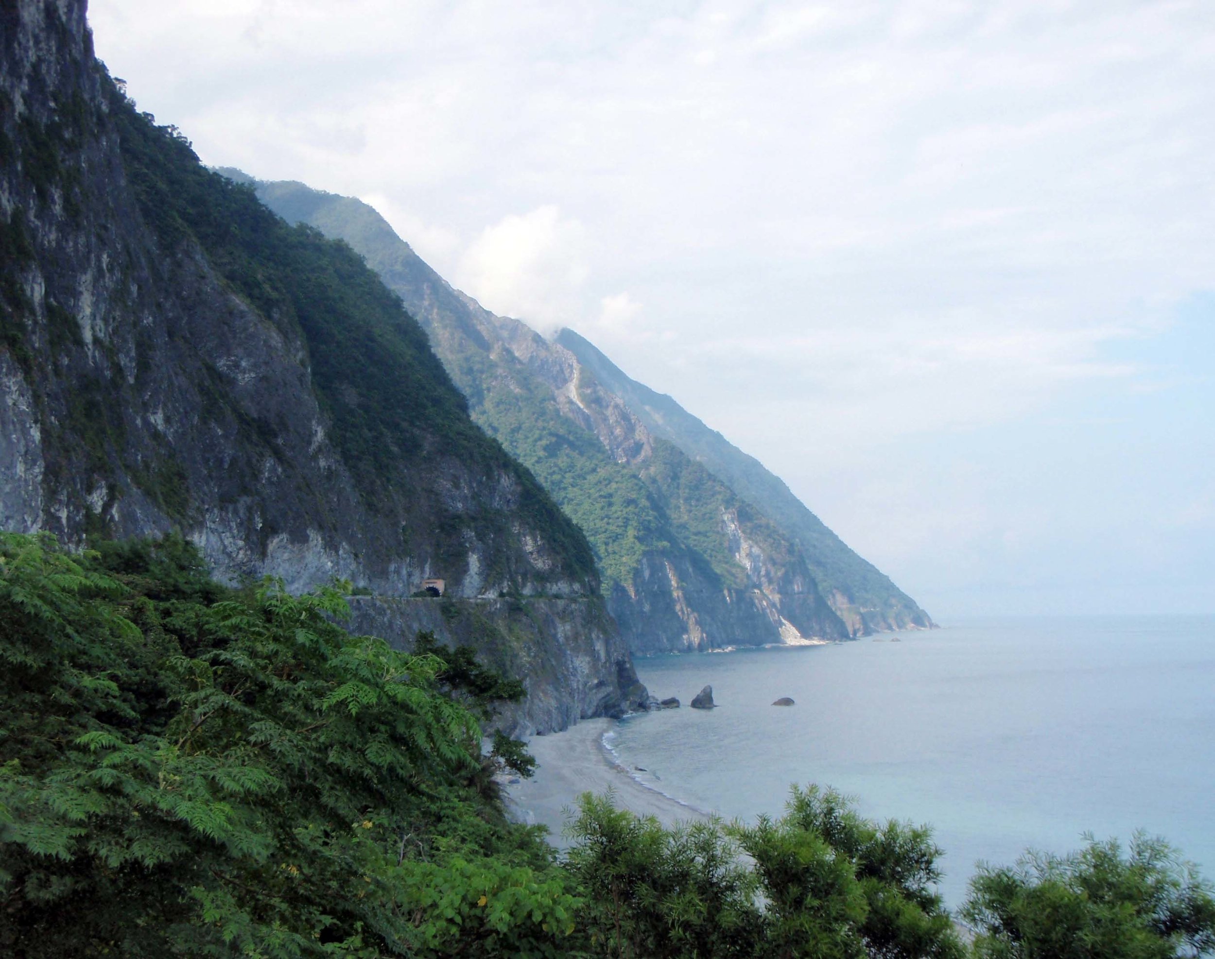 Cingshuei cliffs.jpg