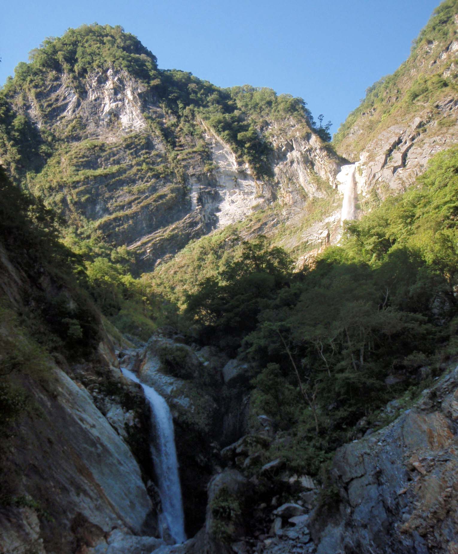 Baiyang waterfall 2.jpg