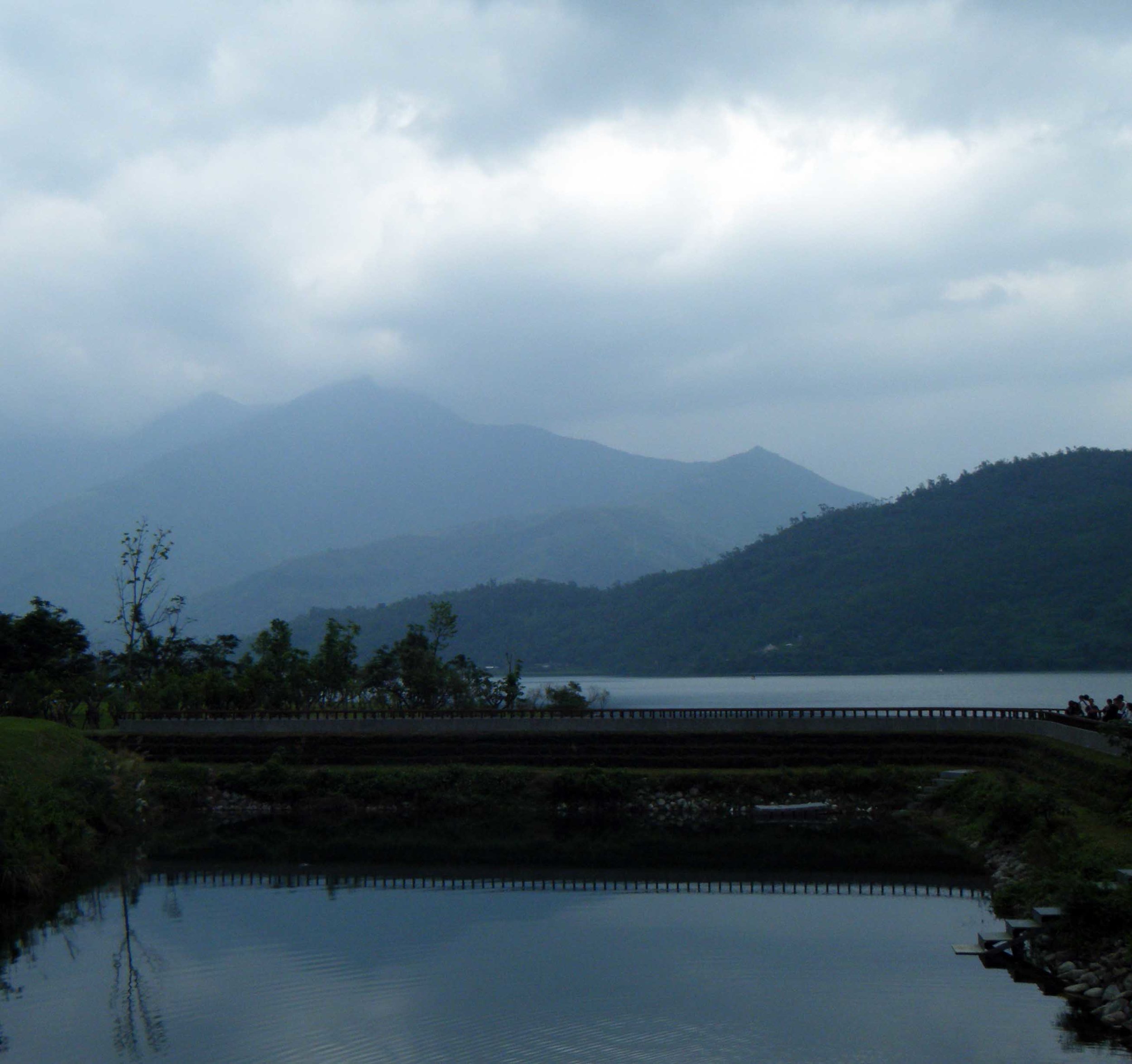 Liyu Lake.jpg