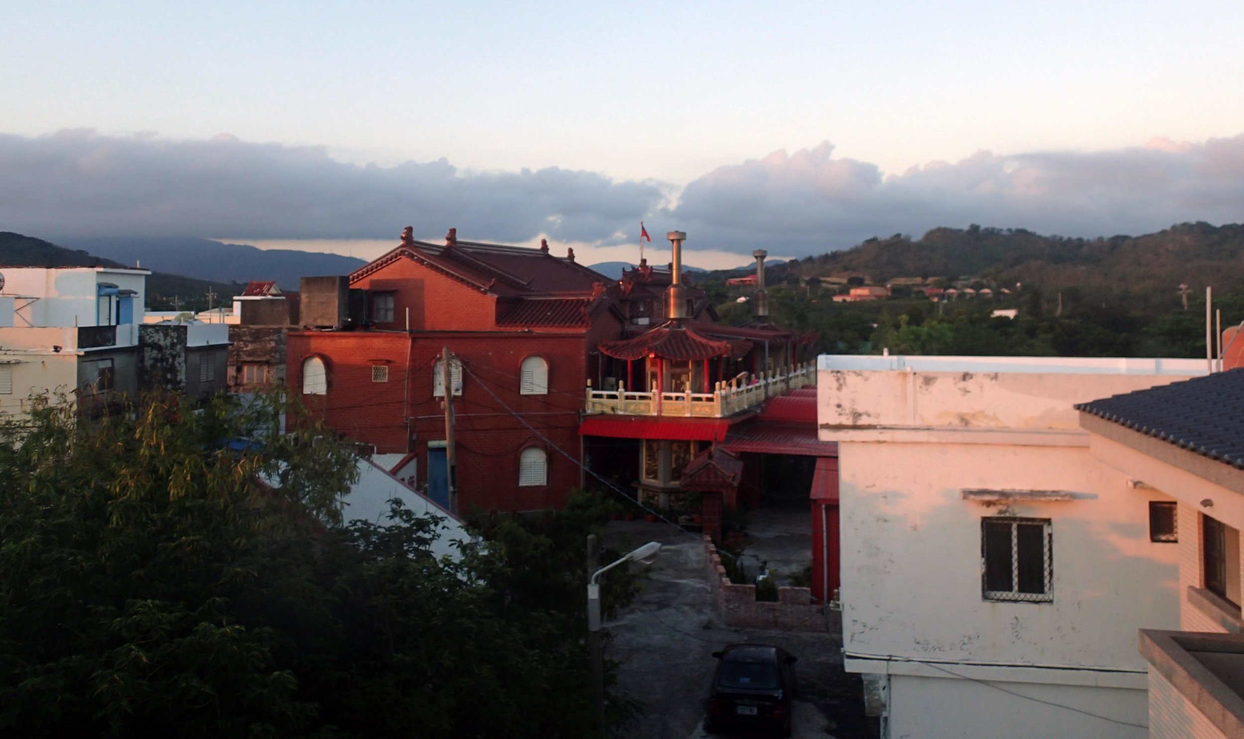 sunset from Houwan house.jpg