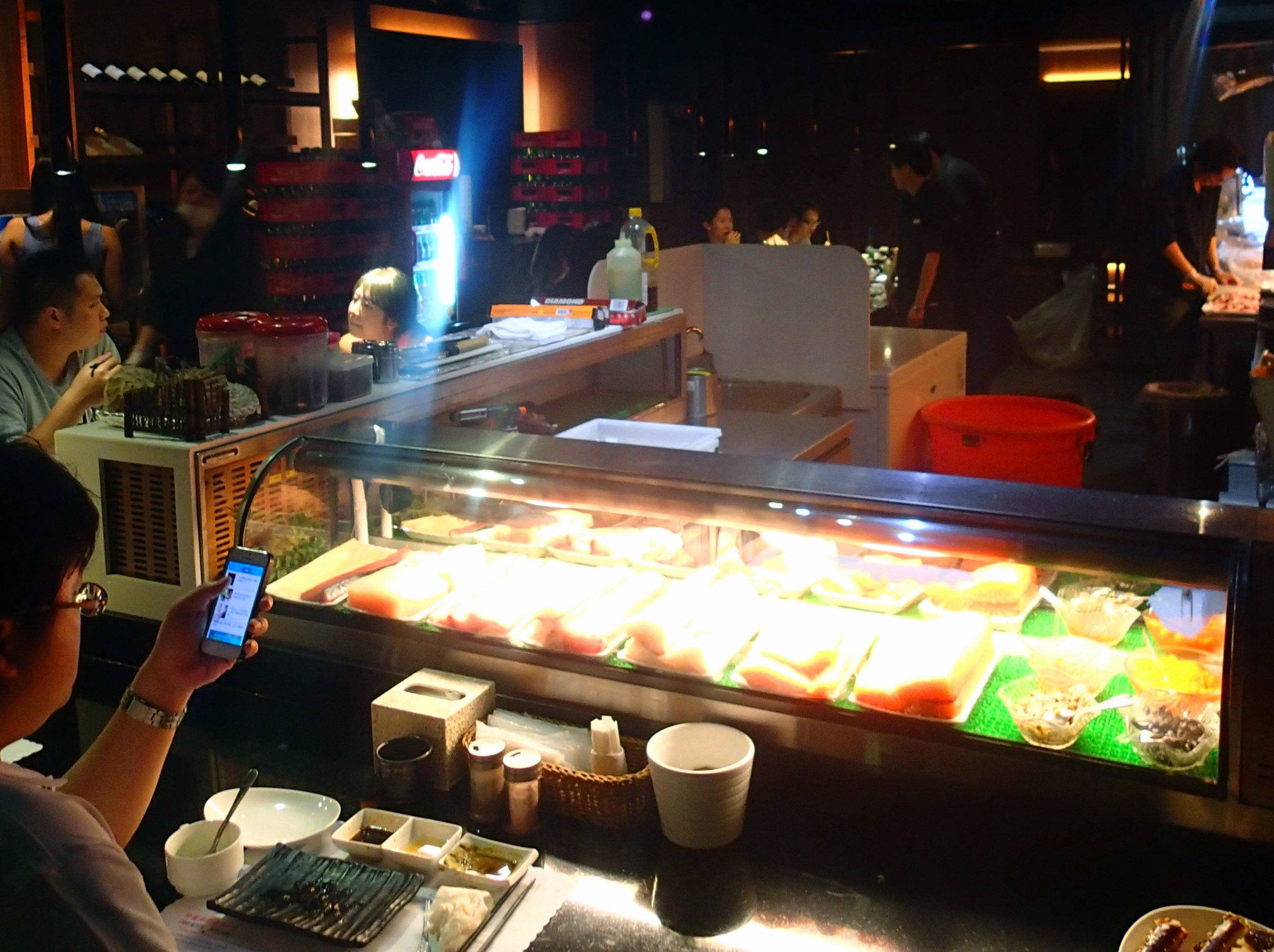 Ba Tien sashimi bar.jpg