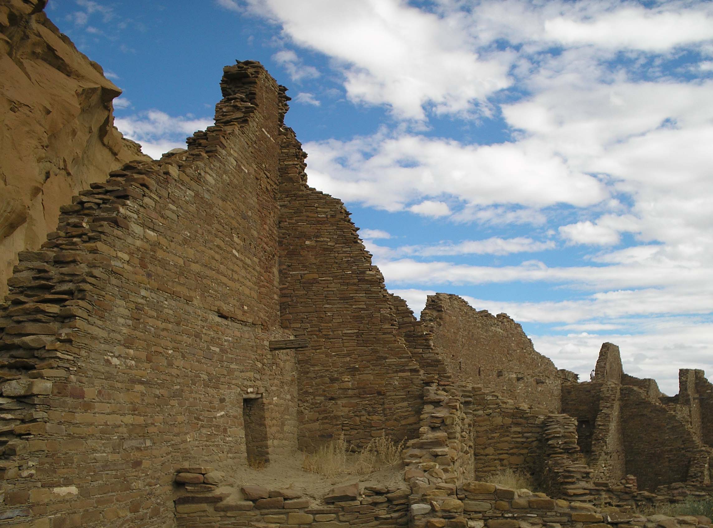 chaco canyon ruins 2.jpg