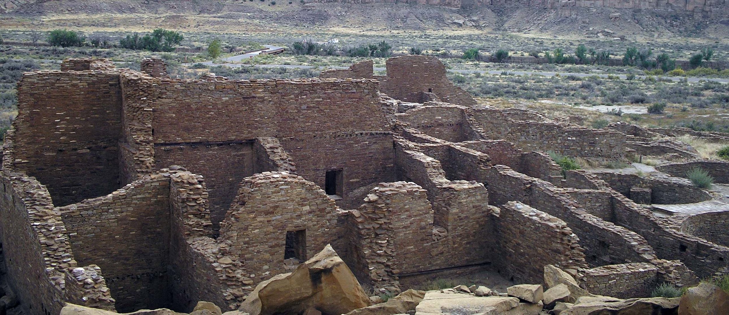 chaco canyon ruins.jpg