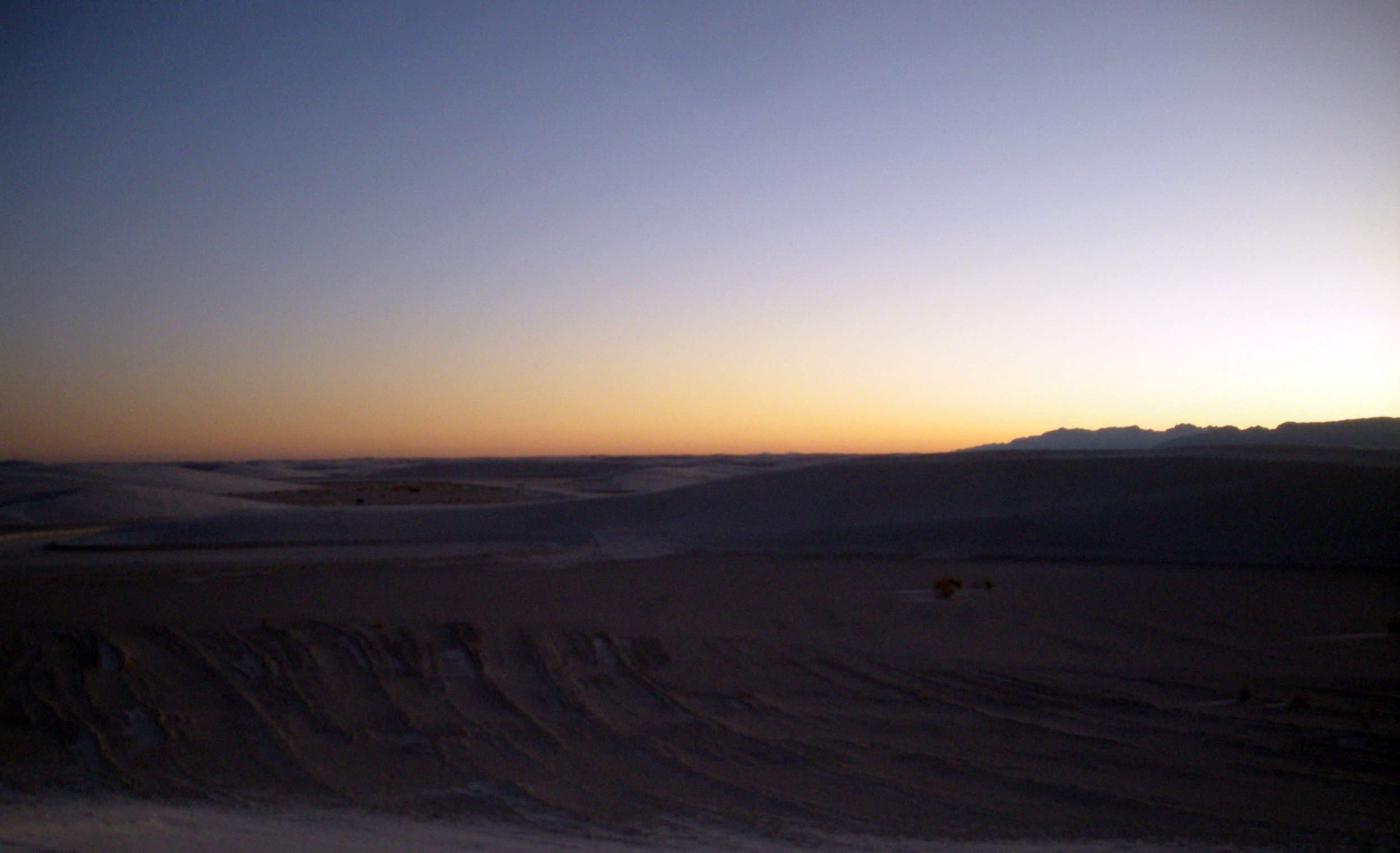 White Sands NM at sunset.jpg