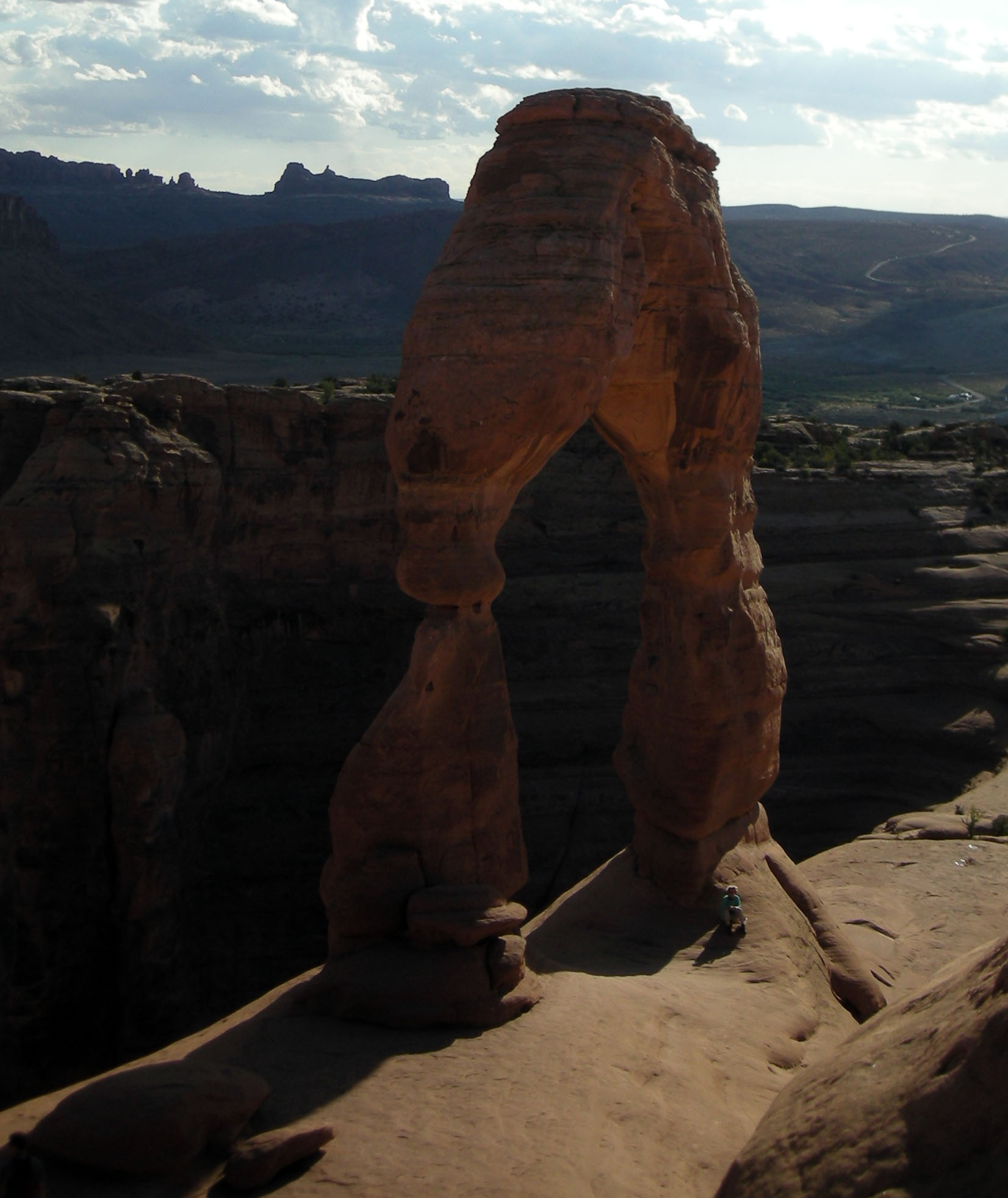 Delicate Arch at sunset.jpg