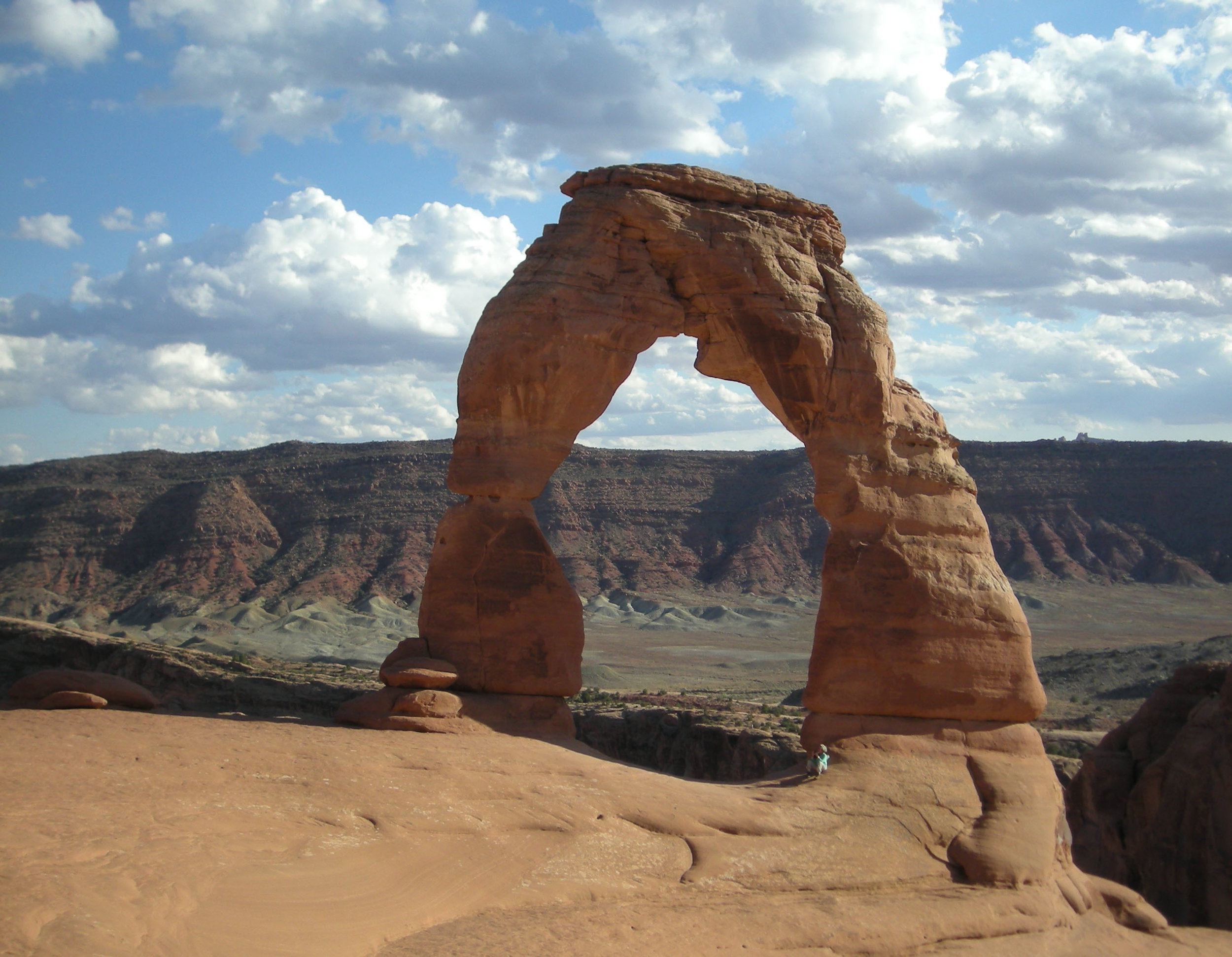 Delicate Arch with person.jpg