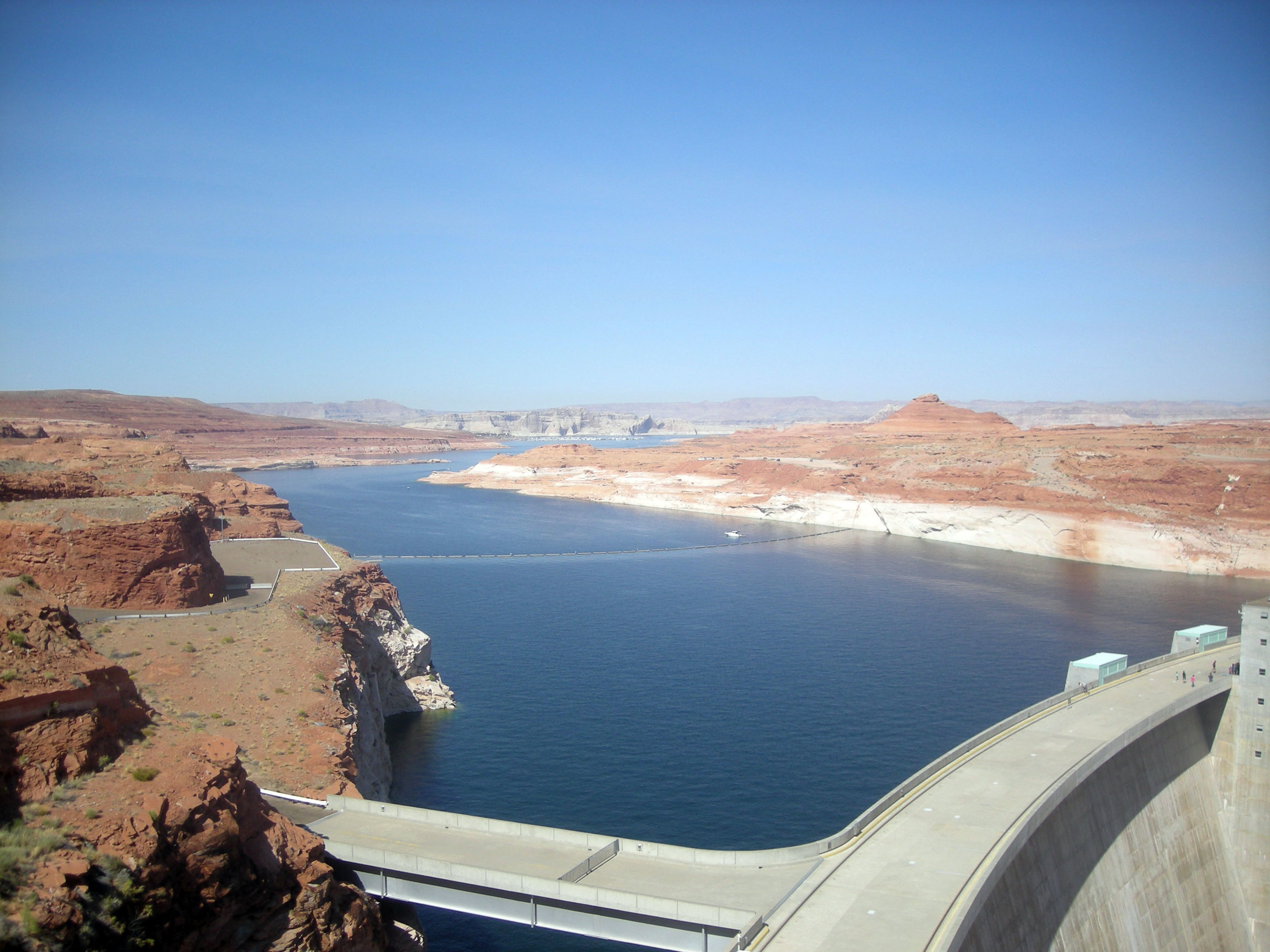 Glen Canyon dam.jpg