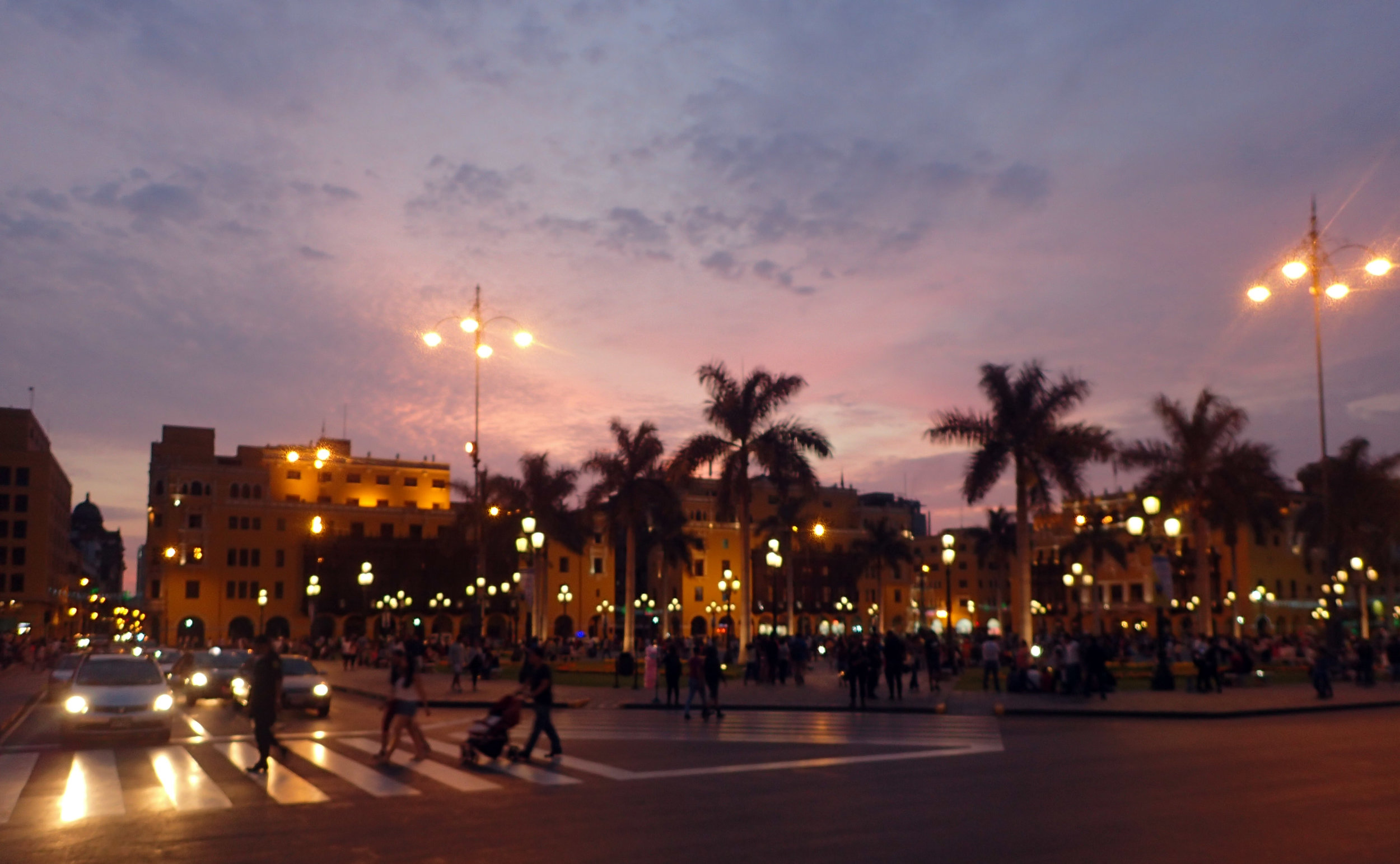 nighttime in Lima.jpg