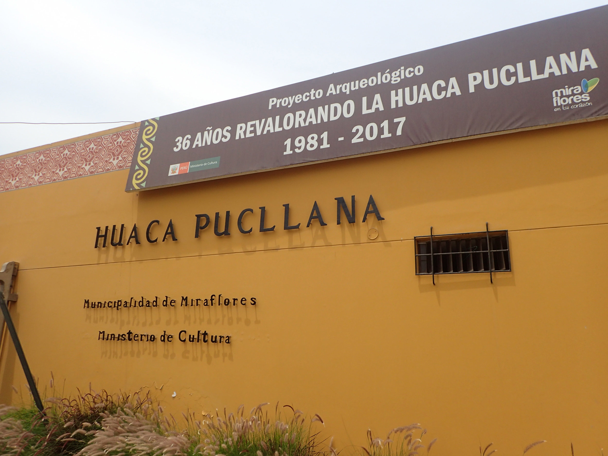 Huaca Pucllana caja.jpg