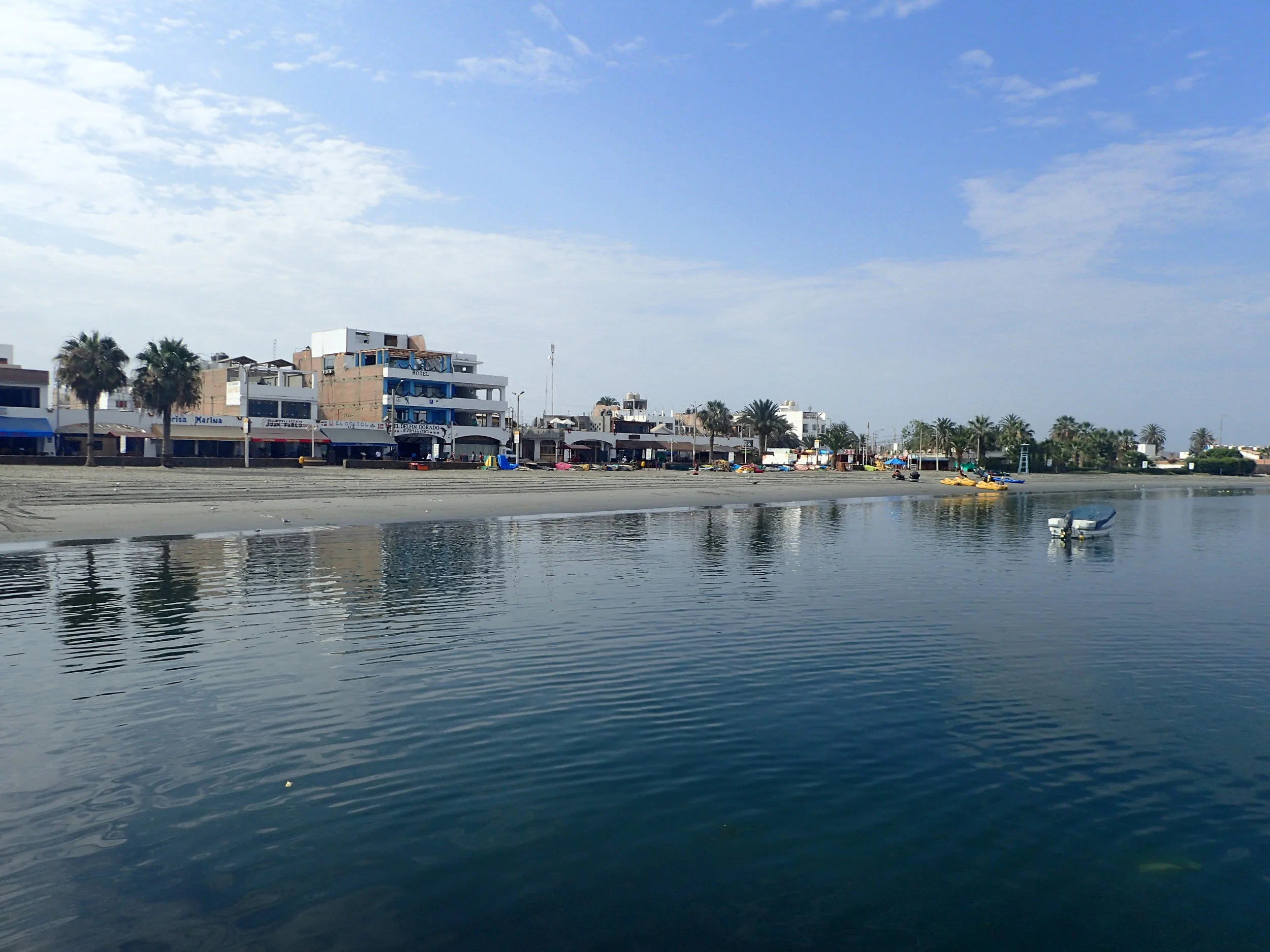 good shot of Paracas from the pier.jpg