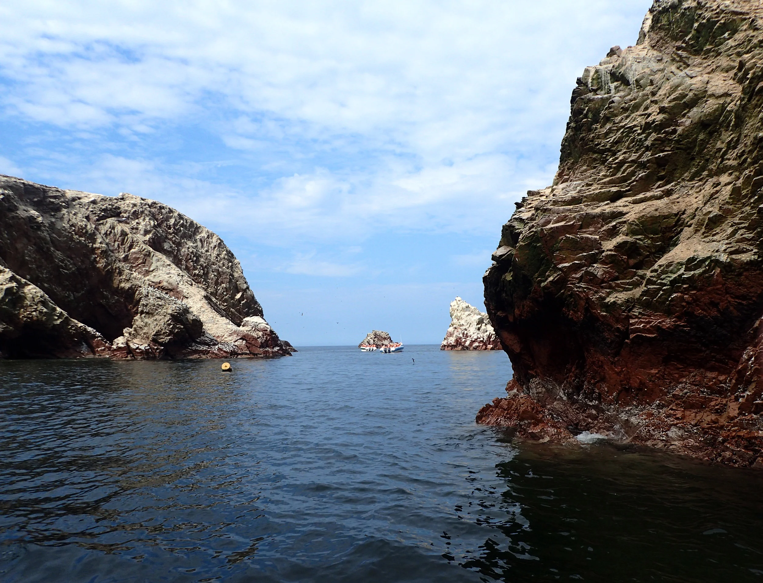 weaving between the islands.jpg