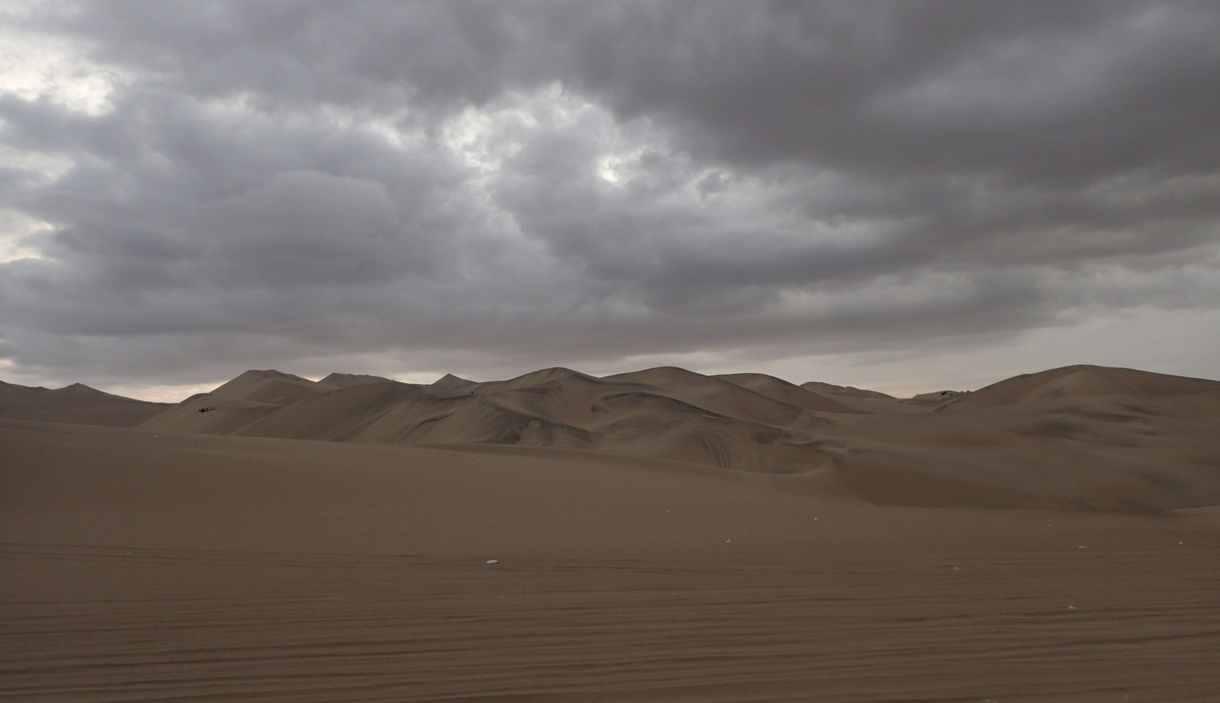 good dunes shot-Huacachina.jpg