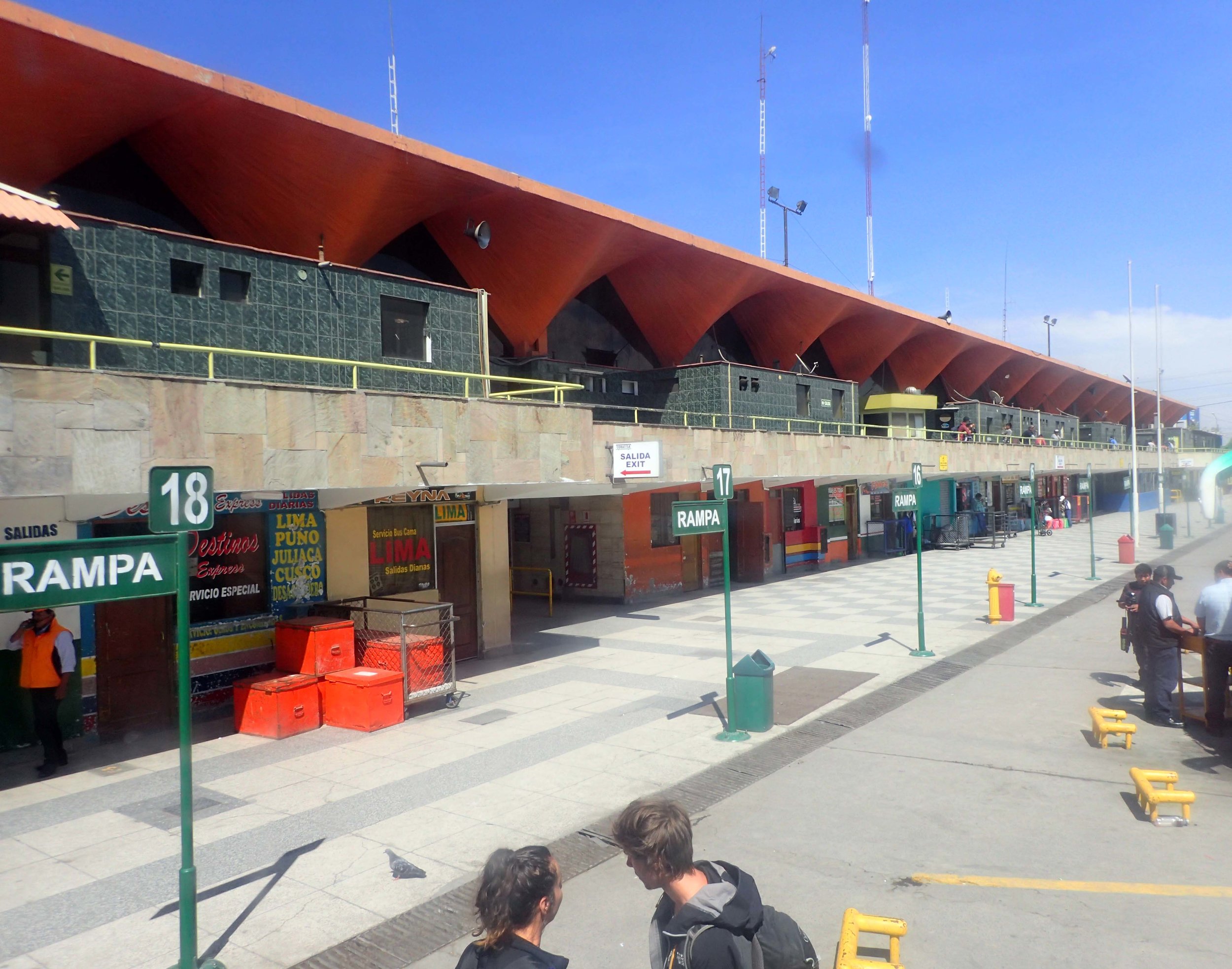 Arequipa bus station.jpg