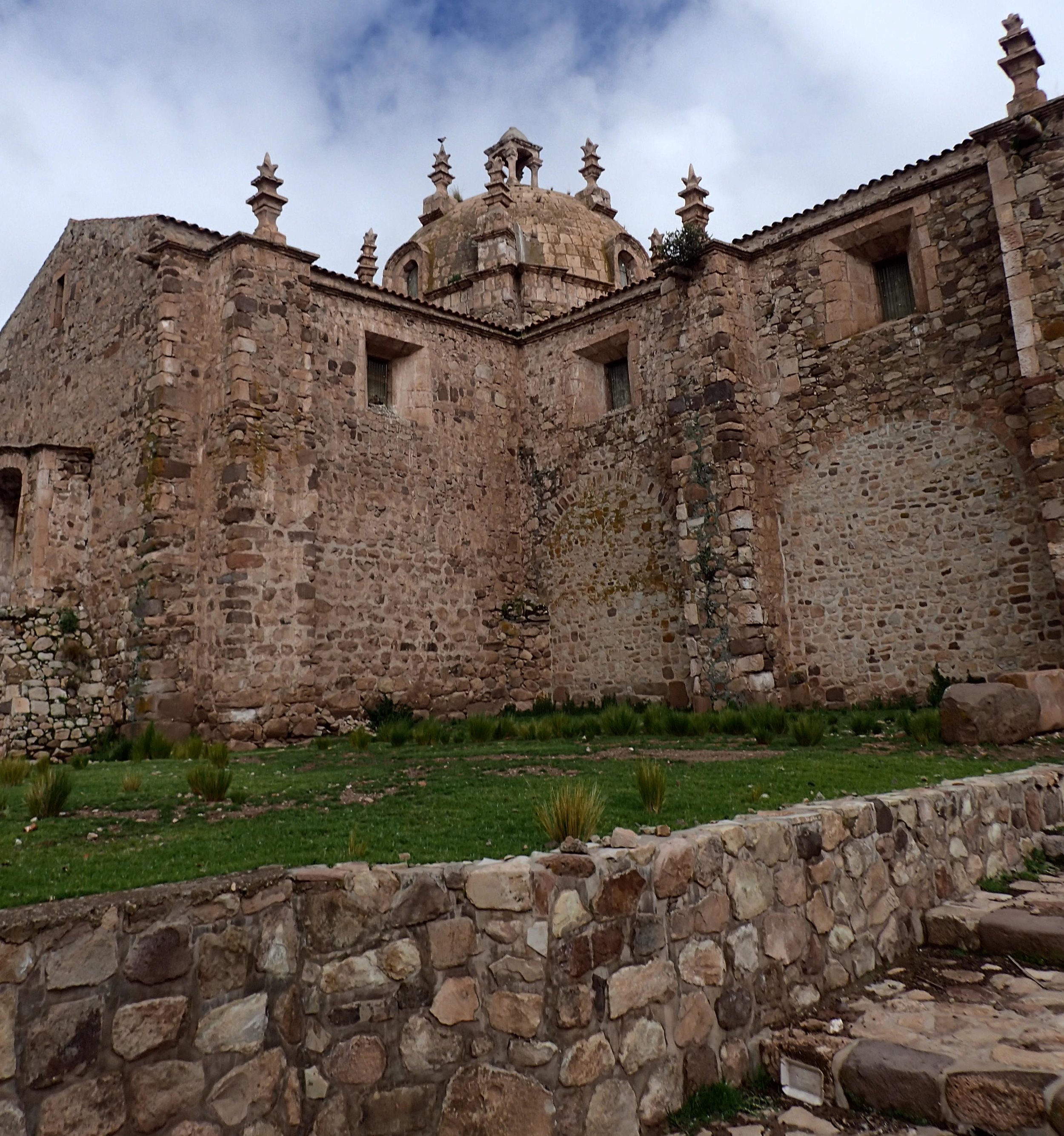 Pukara cathedral.jpg