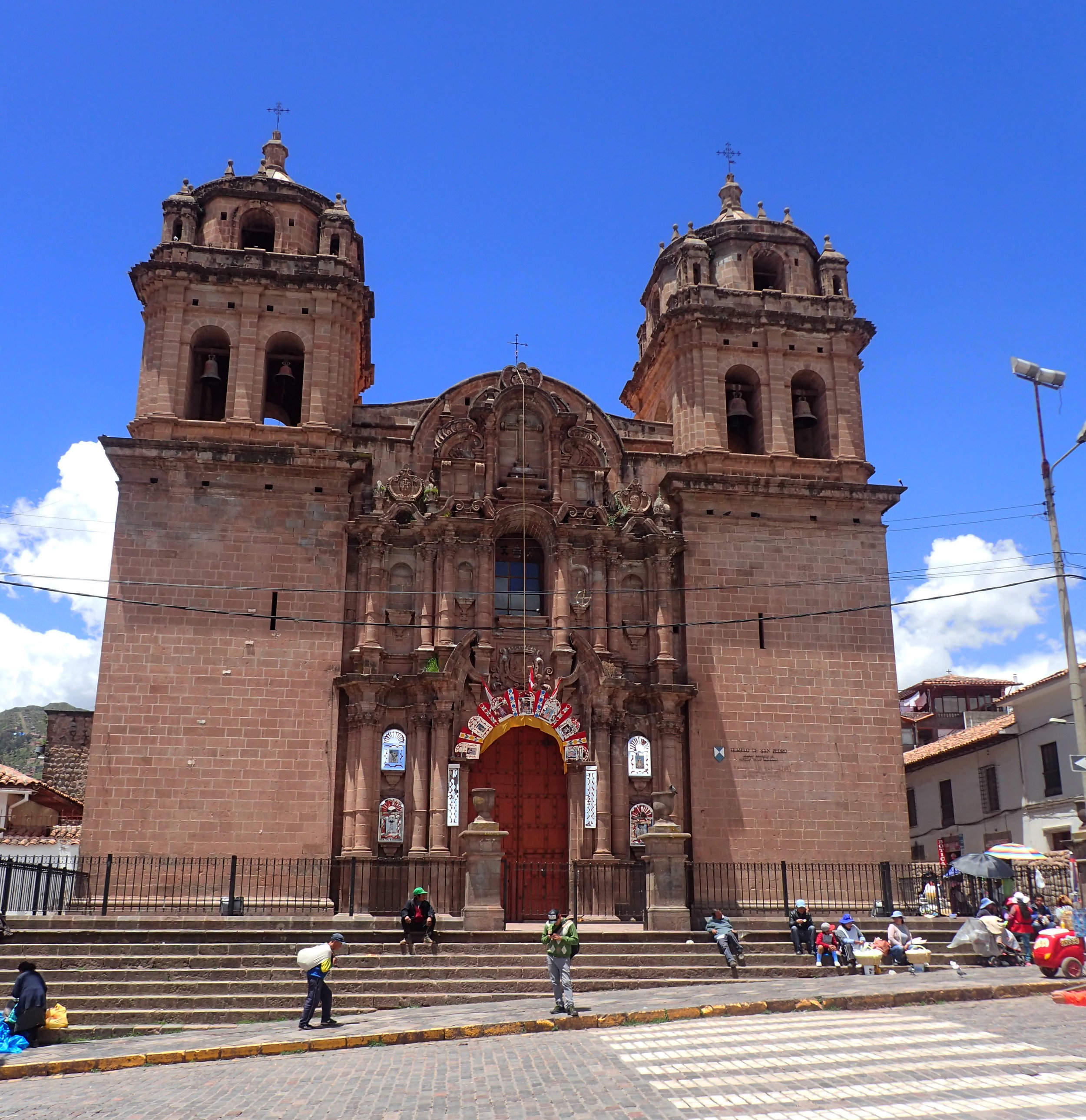 morning stroll in Cuzco.jpg