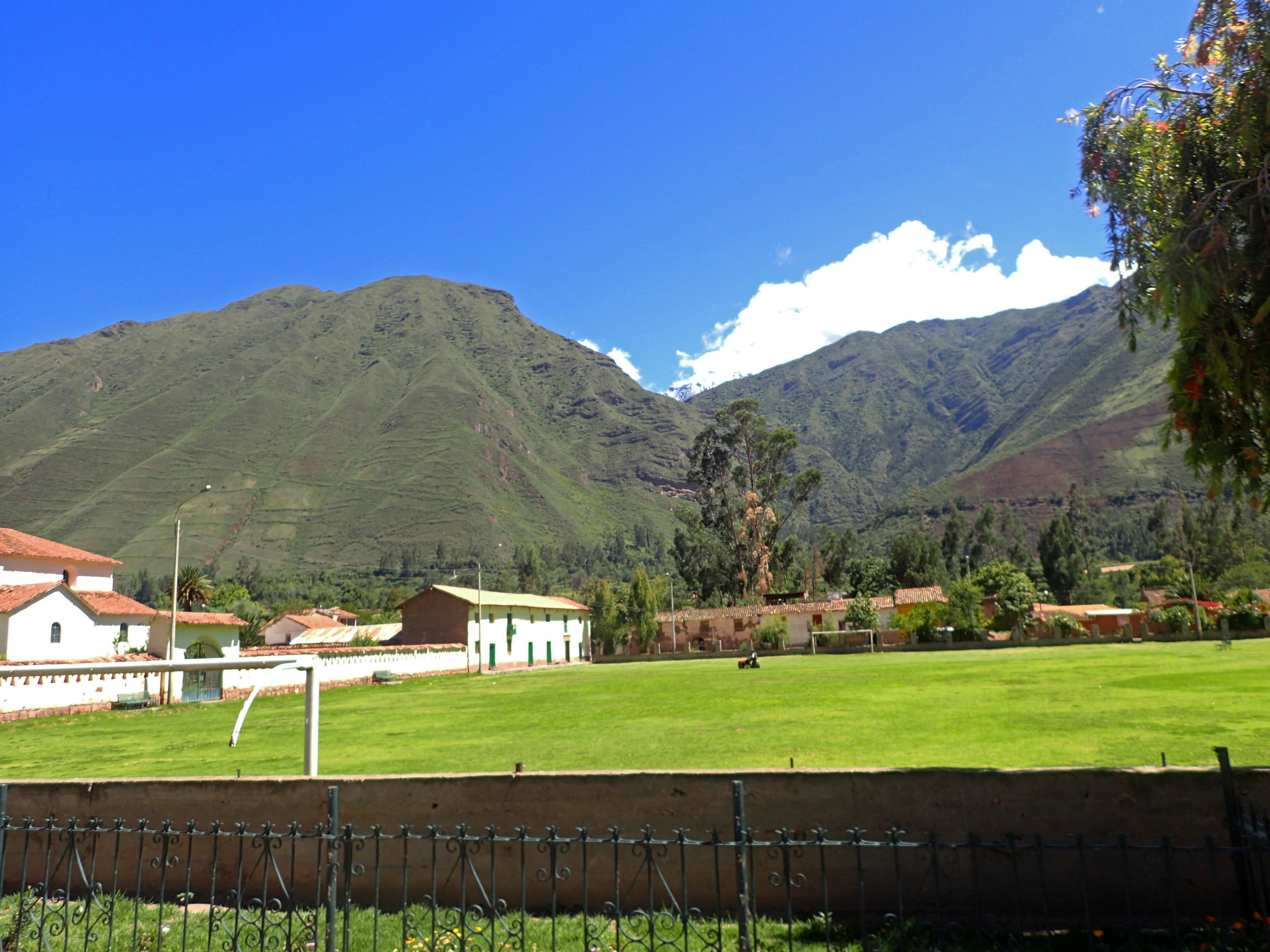 approaching Urubamba.jpg