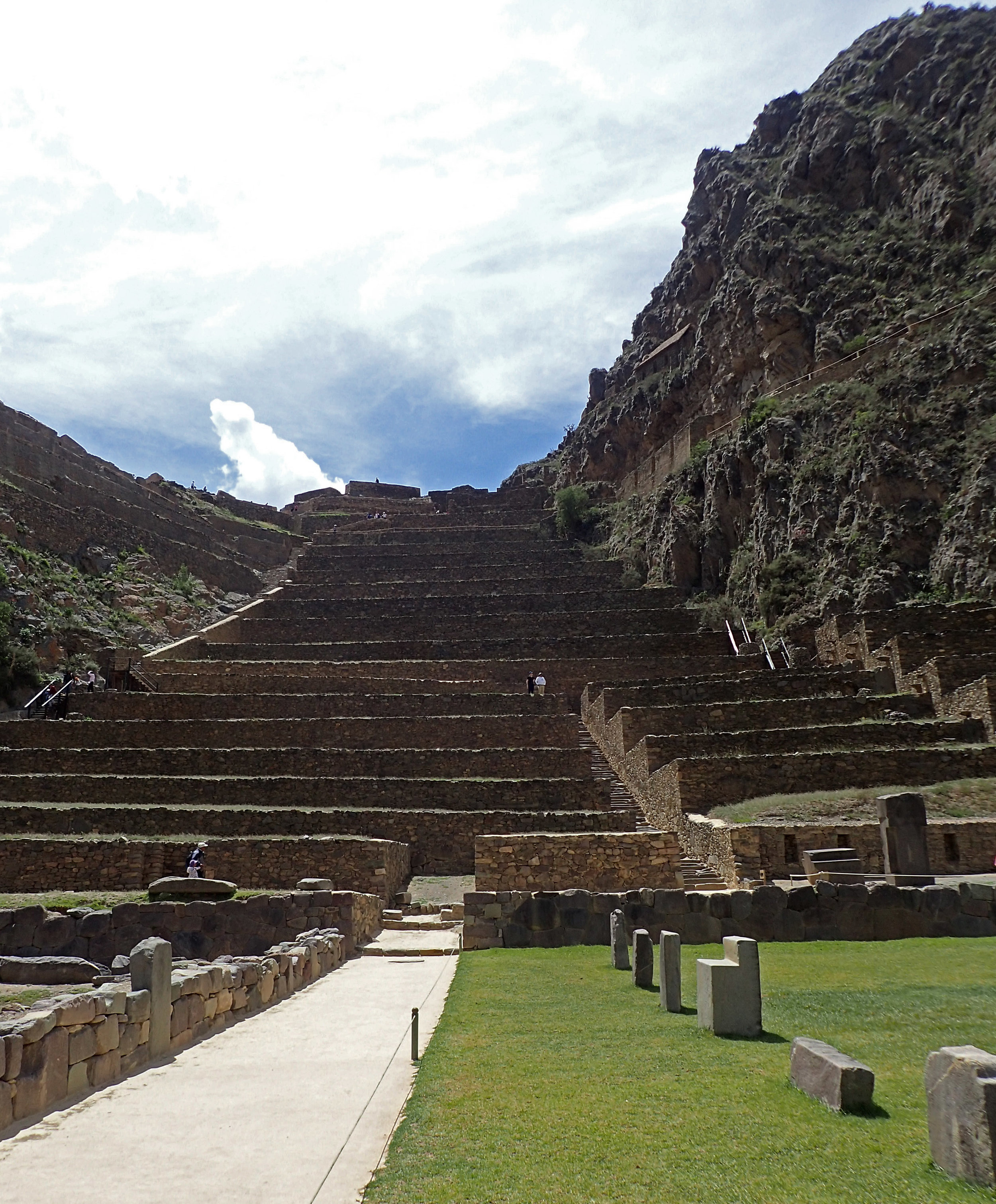 ancient ruins of Ollantaytambo.jpg