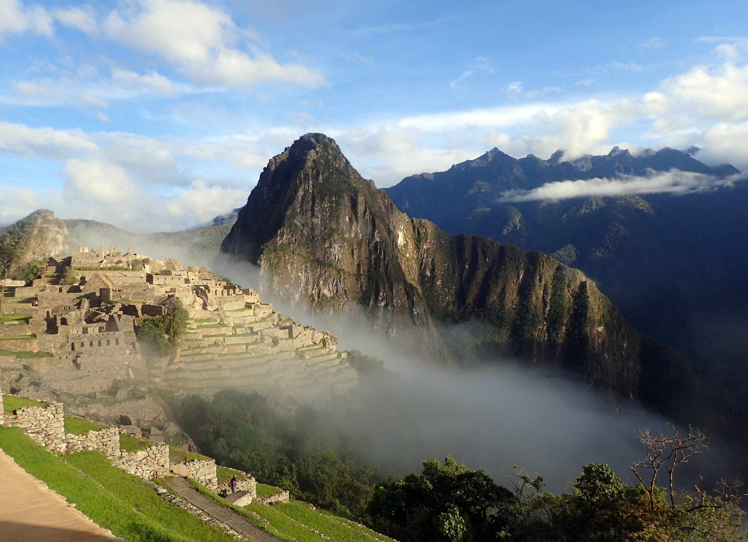 misty Machu Picchu.jpg