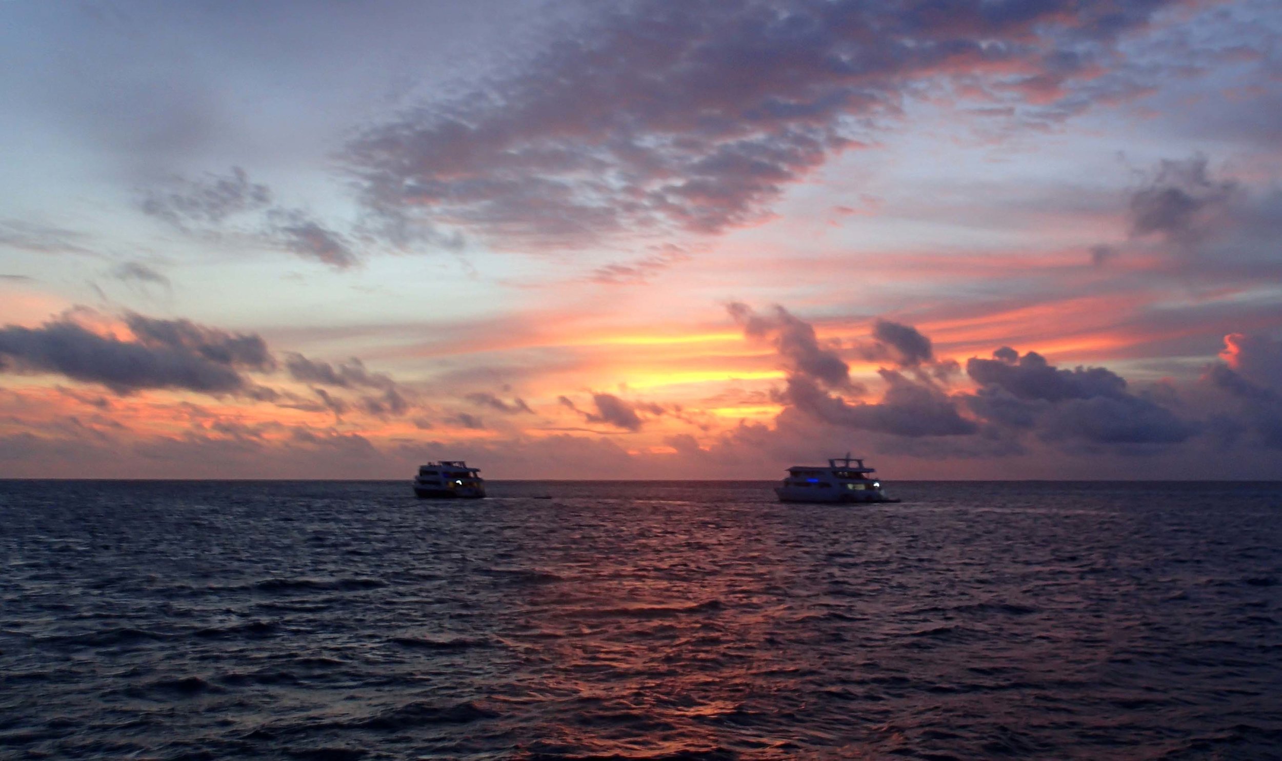 Indian Ocean sunset.jpg