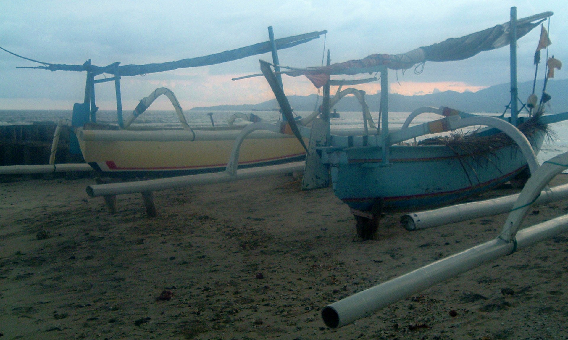 balinese boats.JPG