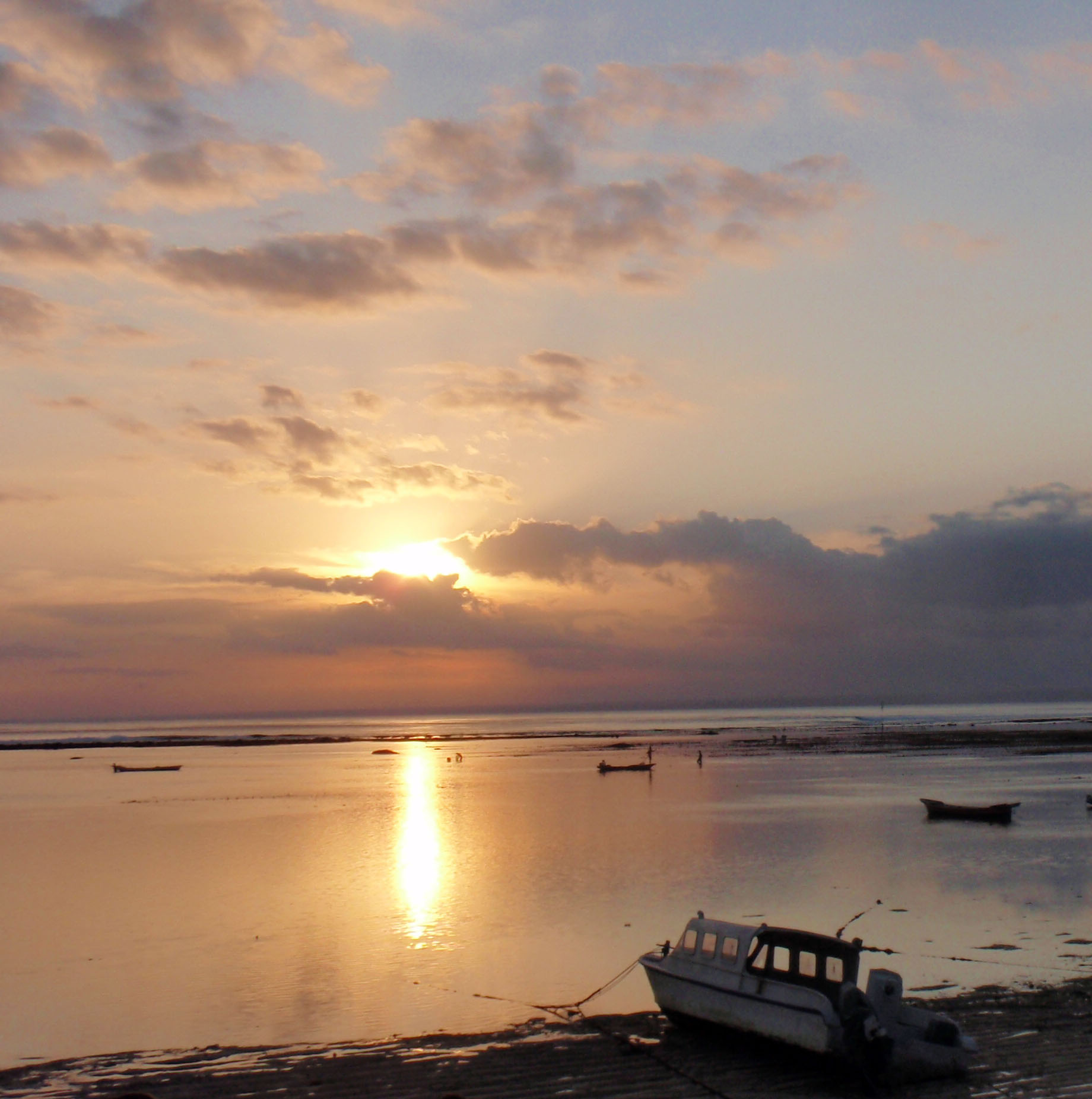 Lembongan sunset.jpg