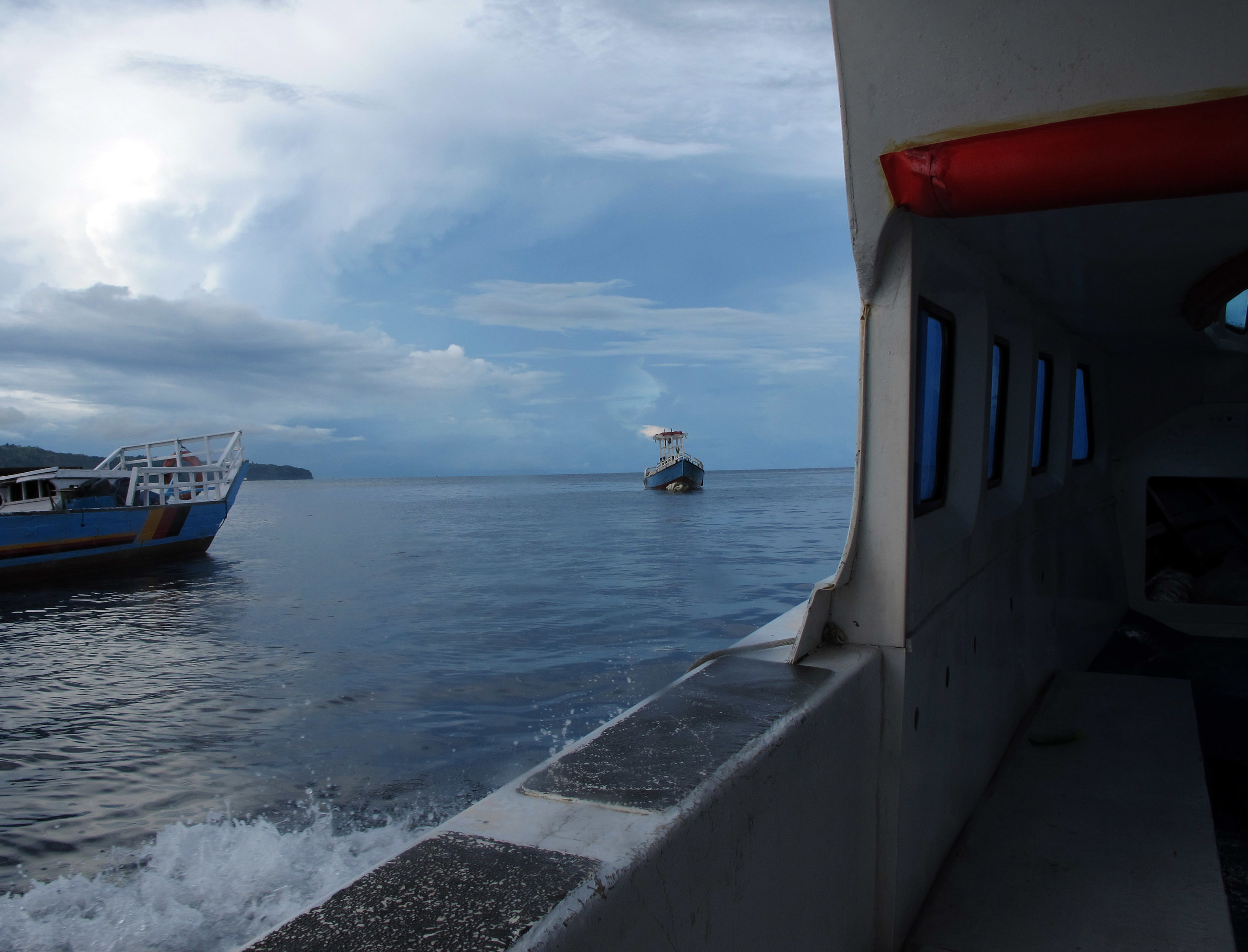 towards first dive site.jpg