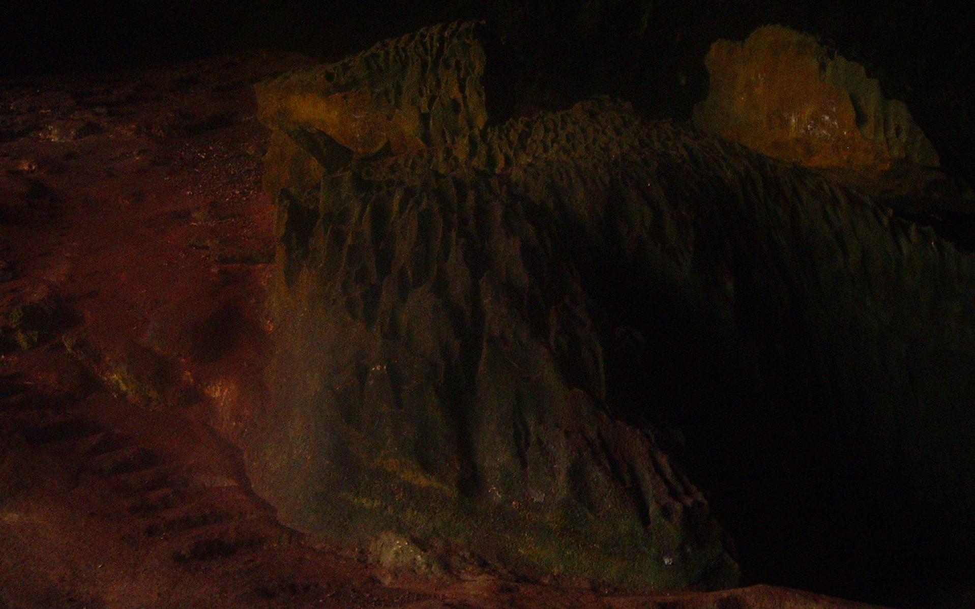 inside the great cave.JPG