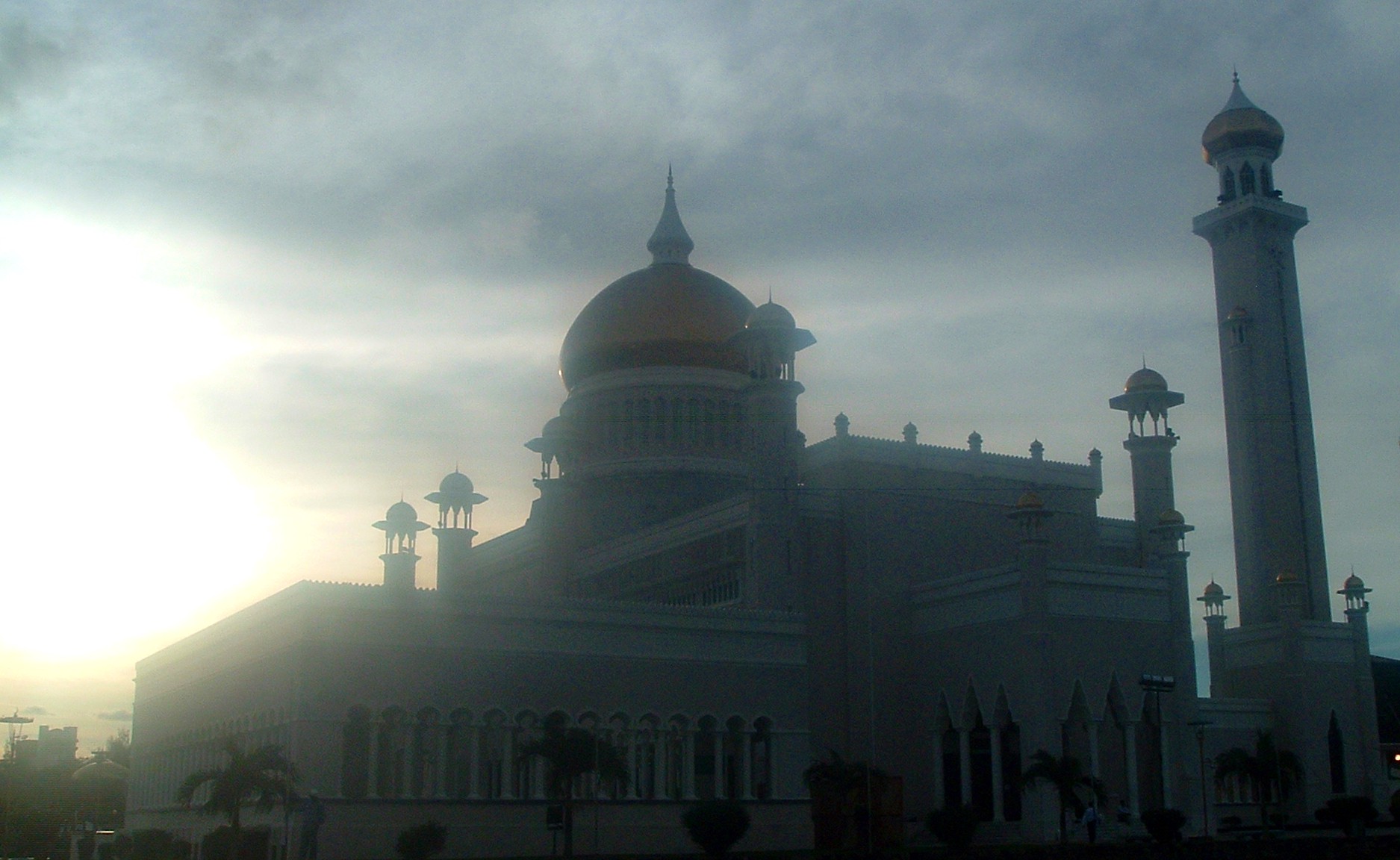 brunei mosque.JPG