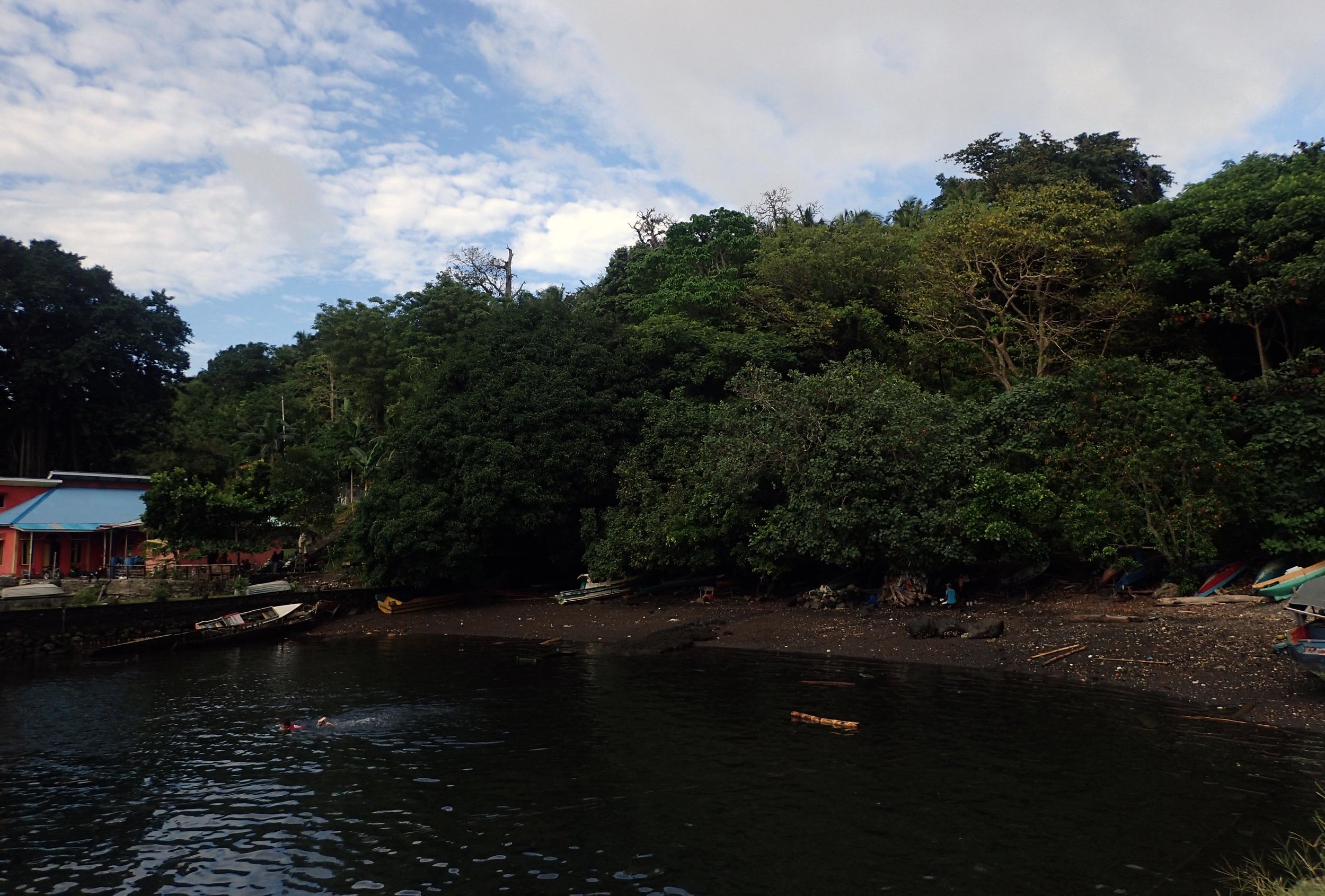 dirty pantai.jpg