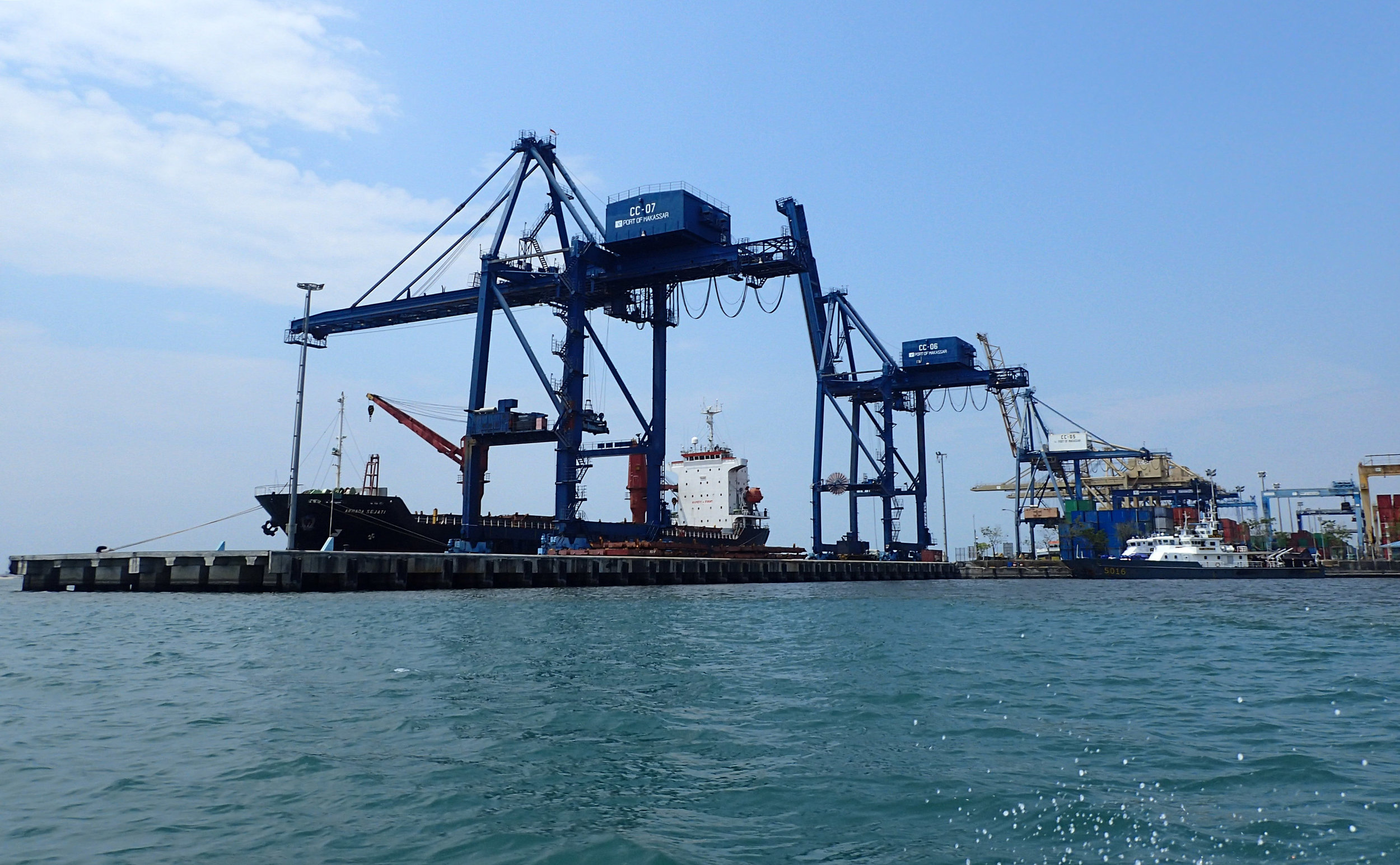 Makassar container port.jpg