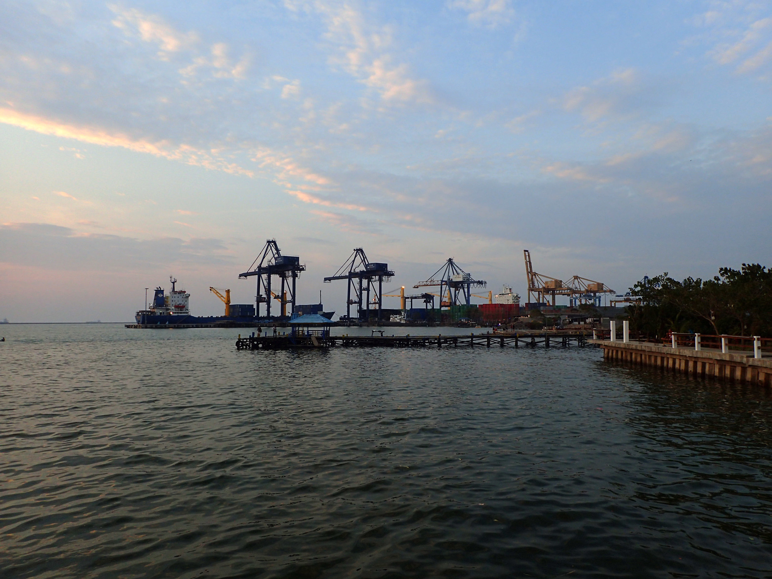 container port.jpg