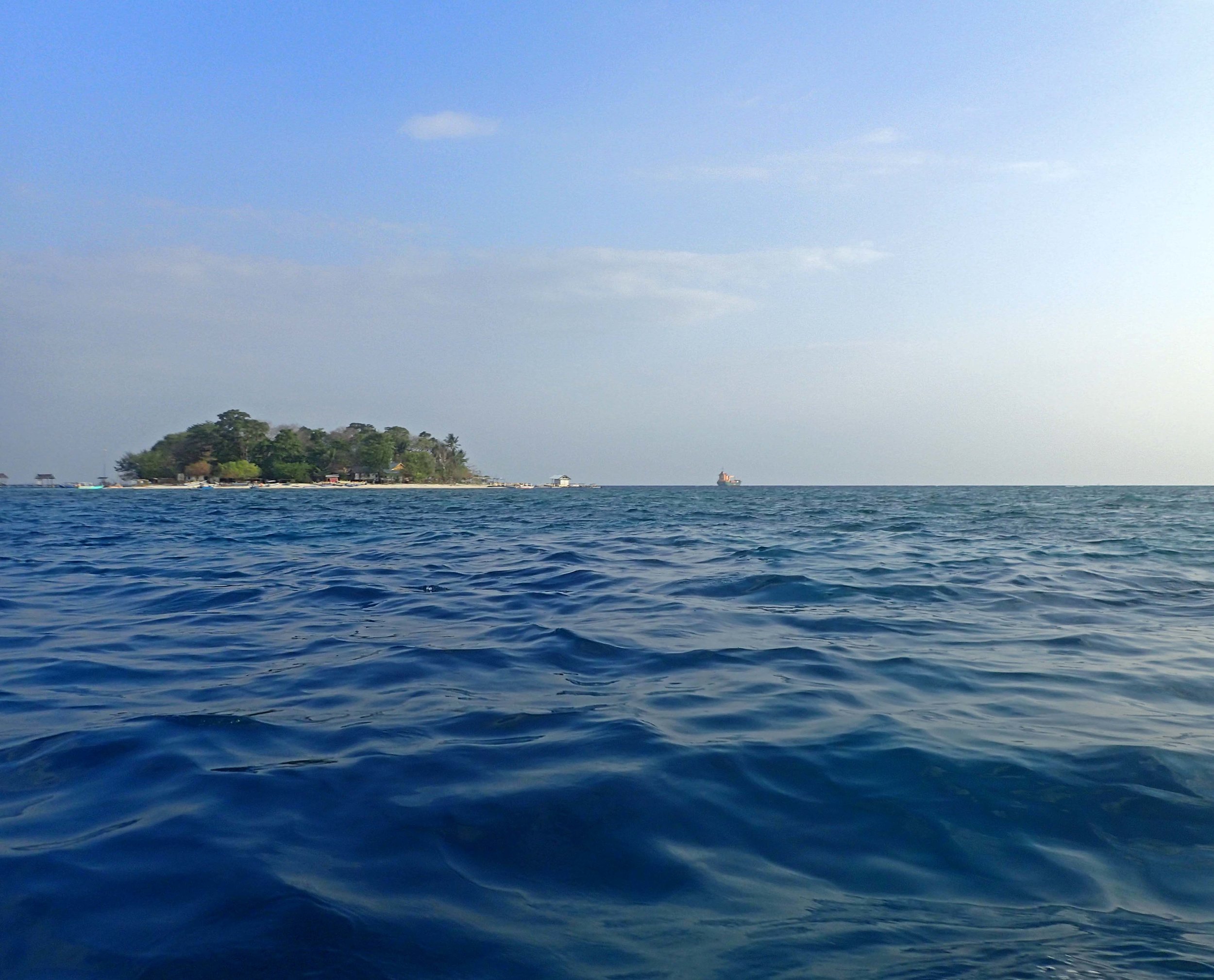 Samalona Island topside.jpg