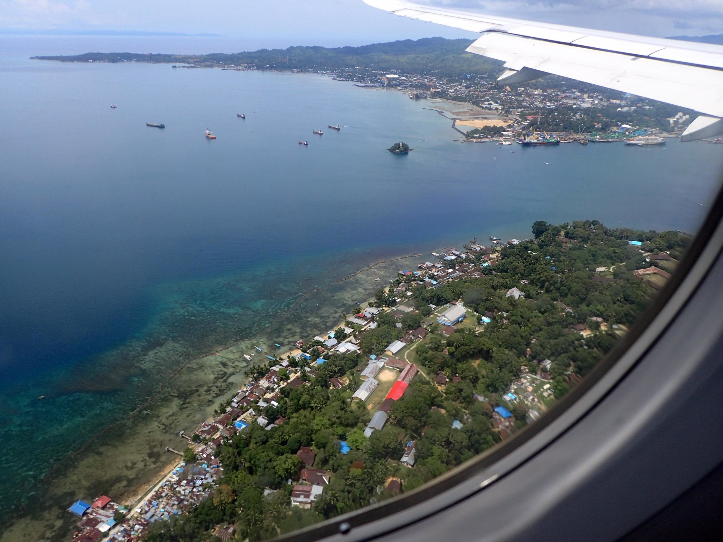 flying over Sorong.jpg