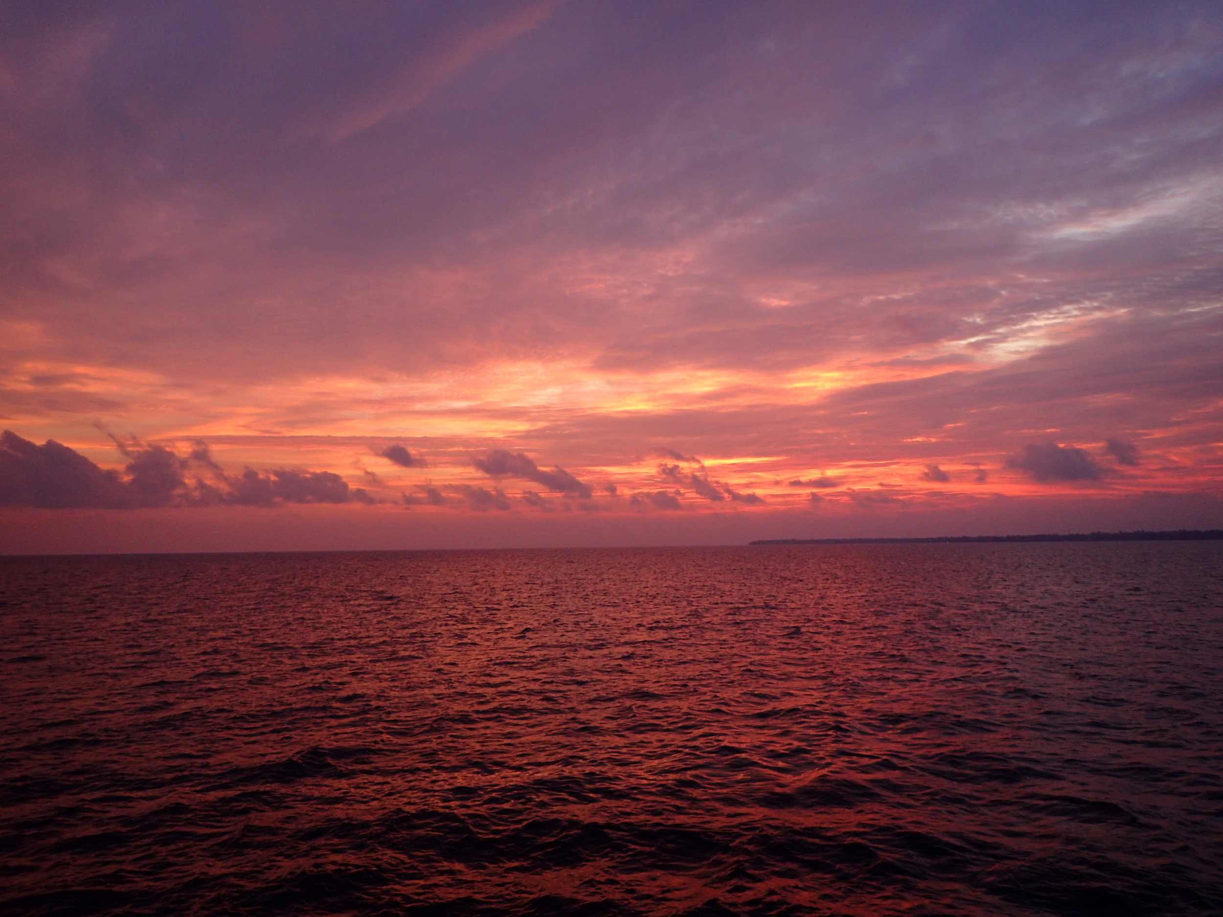 first sunset from the MSY Seahorse.jpg