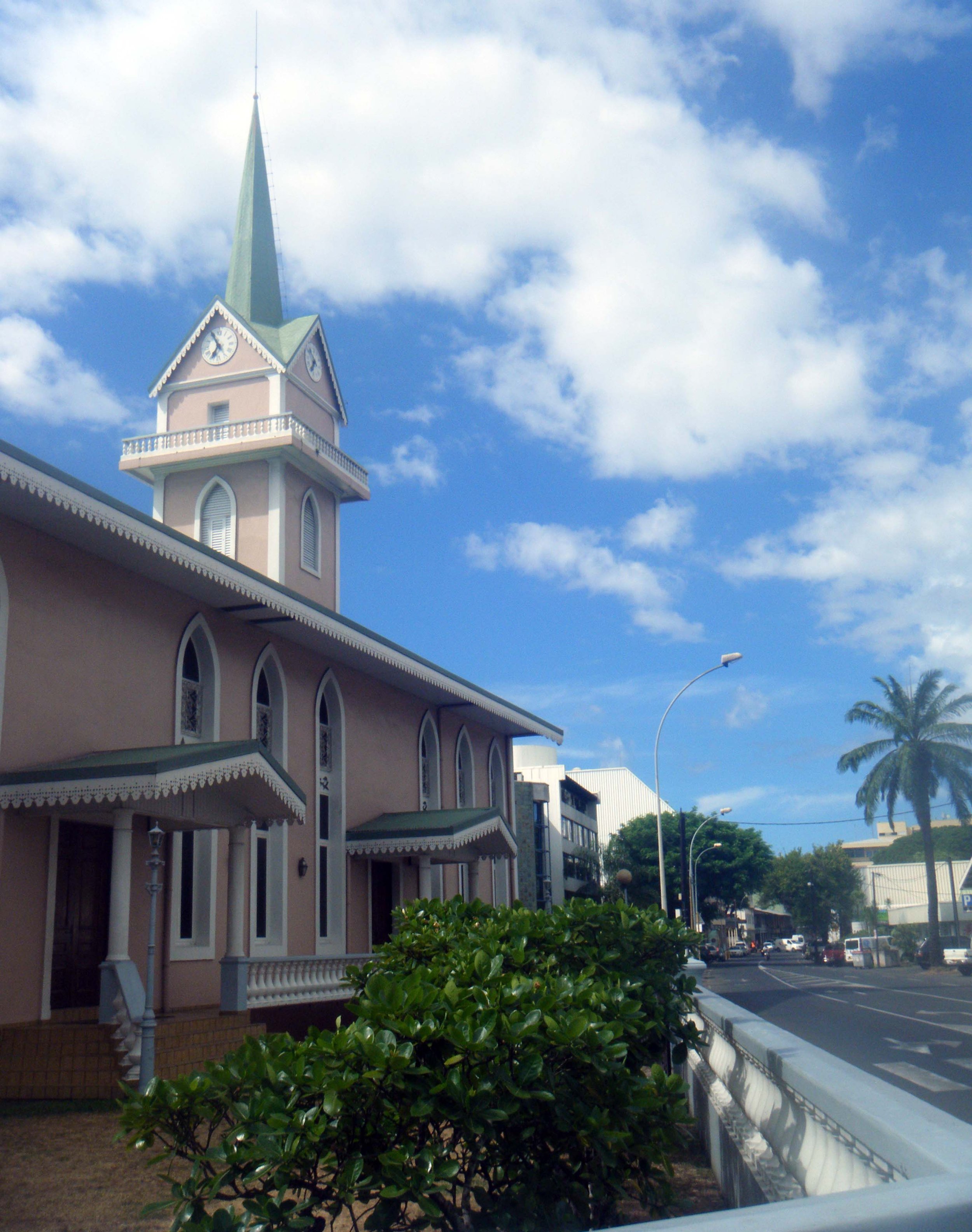 central Papeete.jpg