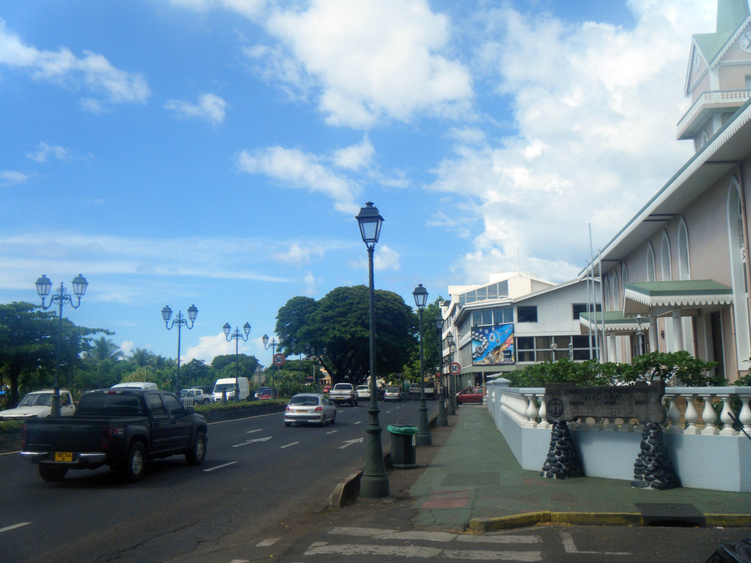 mean streets of Papeete.jpg