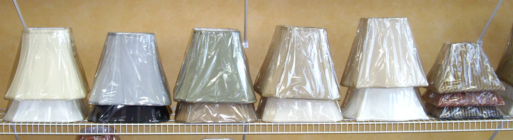 SQUARE BELL SOFTBACK SHADES