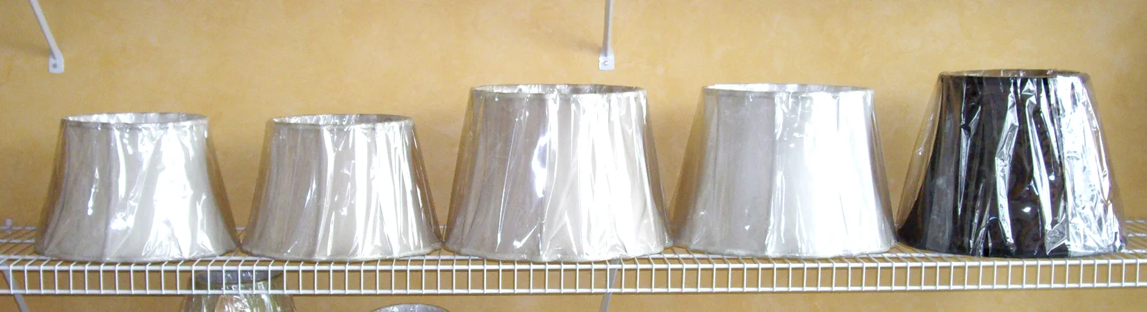 SOFTBACK SHADES