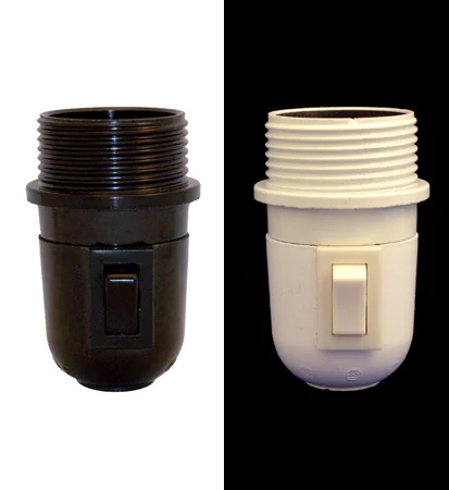 THREADED MEDIUM BASE SOCKET