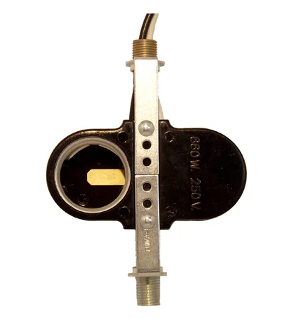 PHENOLIC MEDIUM BASE SOCKET