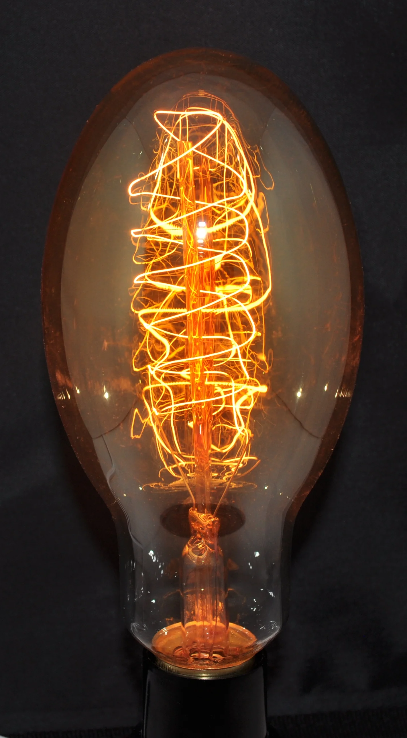 EDISON LIGHT BULB