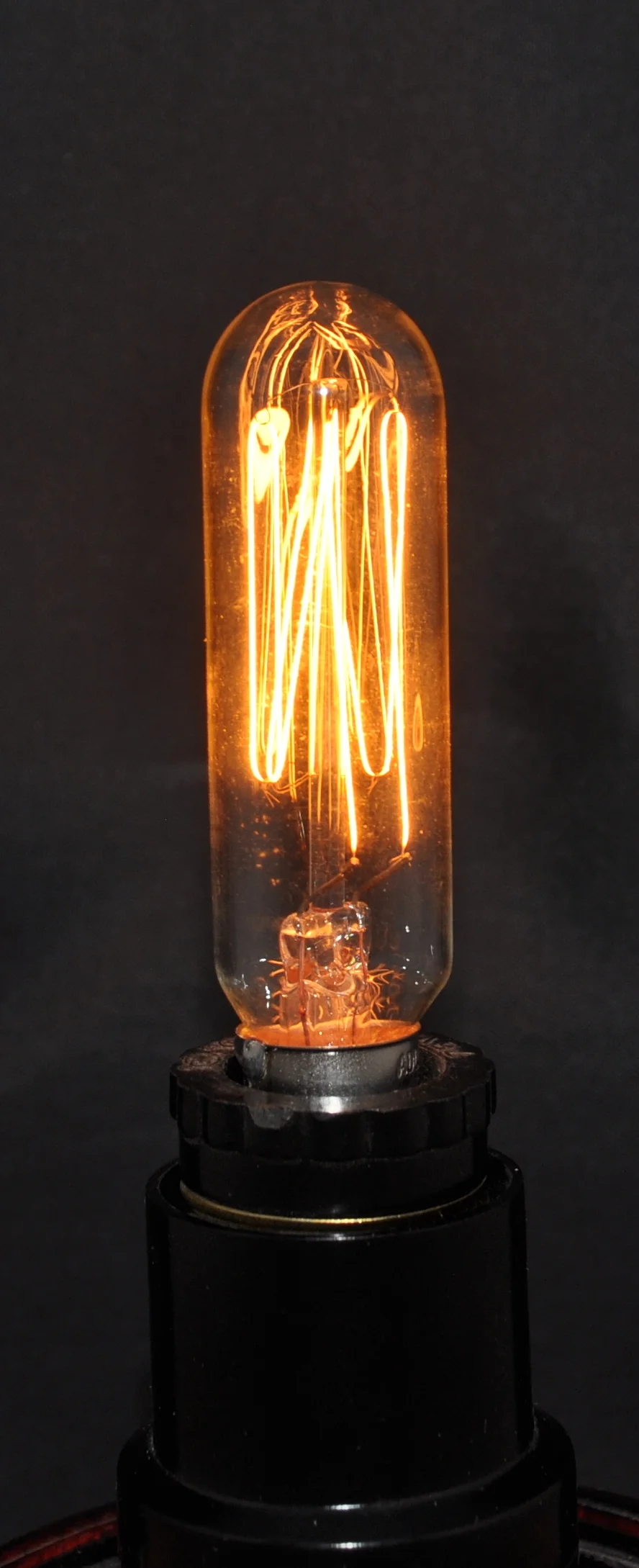 EDISON LIHGT BULB