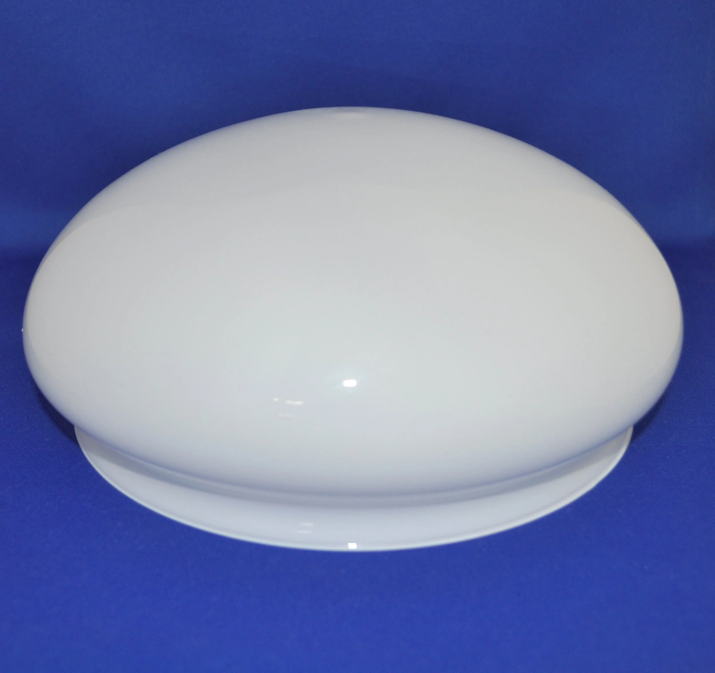 PAN FITTER GLASS SHADE