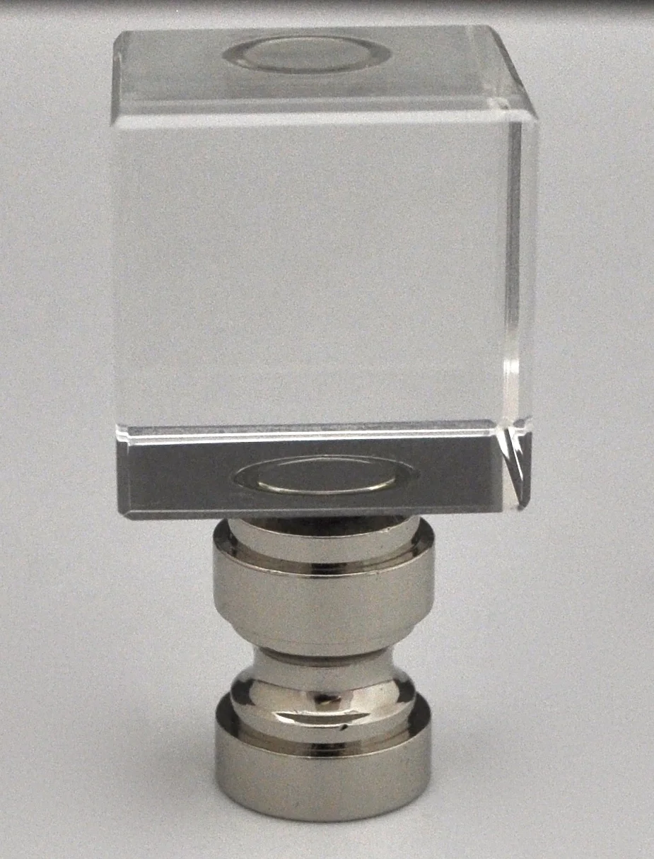 GLASS CUBE FINIAL