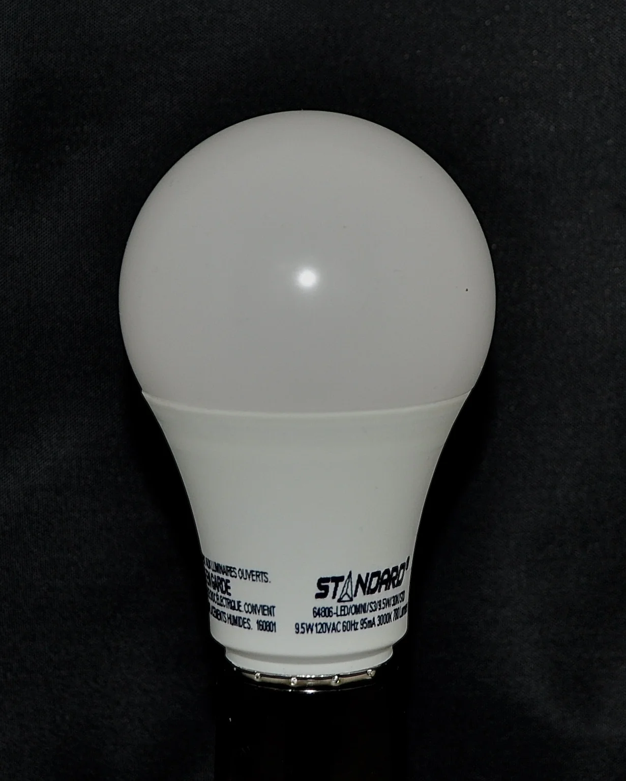 LED OMNI A19 LIGHT BULB
