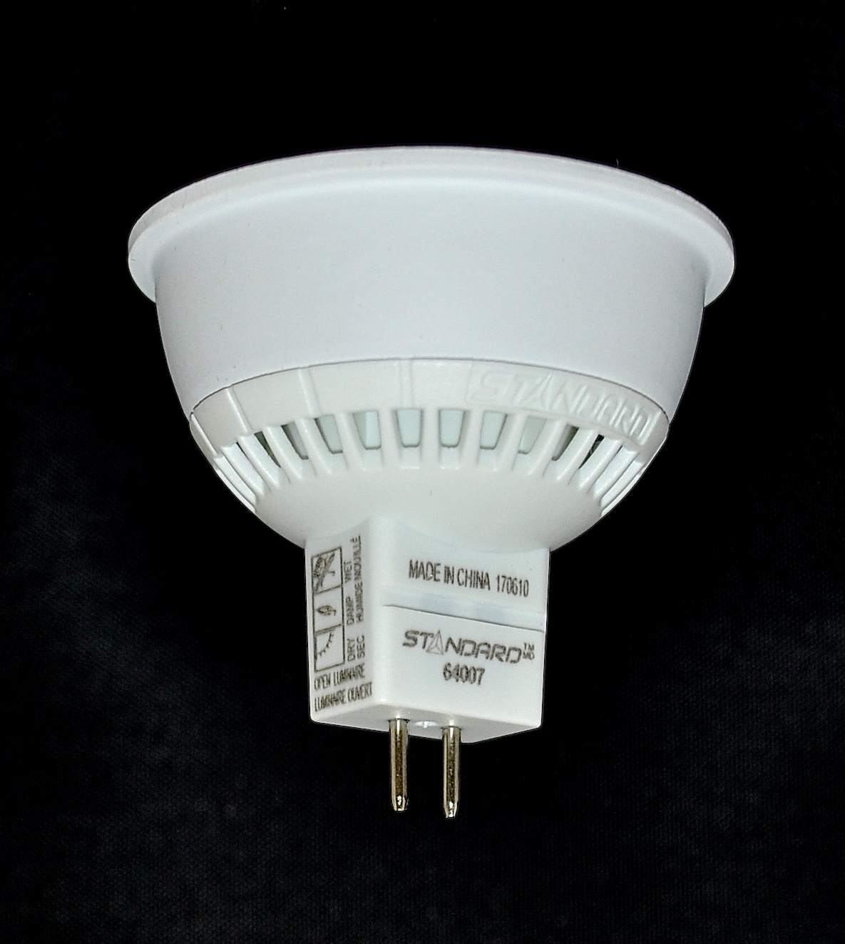 LED MR16 LIGHT BULB